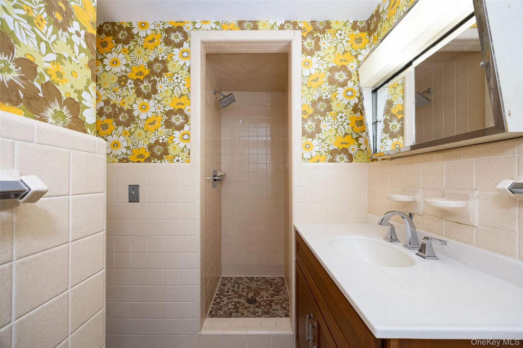 72 Hornbeck Road, Poughkeepsie (town), NY, 4 Bedrooms Bedrooms, 11 Rooms Rooms,2 BathroomsBathrooms,Residential,For Rent,Hornbeck,0,1034985 72 Hornbeck Road, Poughkeepsie (town), NY, 4 Bedrooms Bedrooms, 11 Rooms Rooms,2 BathroomsBathrooms,Residential,For Rent,Hornbeck,0,1034985