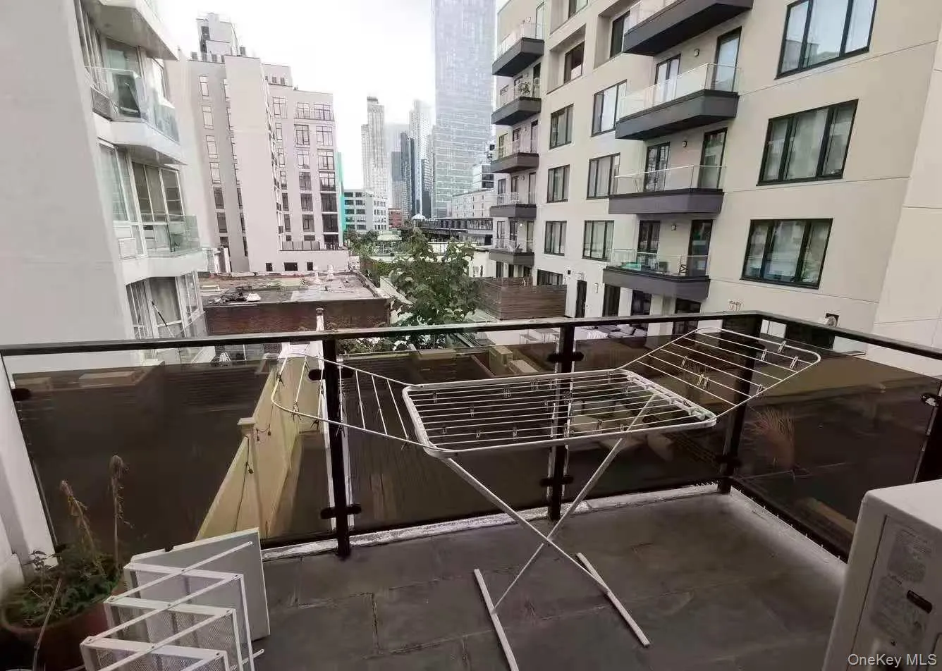 31-12 38TH Avenue, New York, NY, 1 Bedroom Bedrooms, 4 Rooms Rooms,1 BathroomBathrooms,Residential,For Rent,38TH,0,1034988 31-12 38TH Avenue, New York, NY, 1 Bedroom Bedrooms, 4 Rooms Rooms,1 BathroomBathrooms,Residential,For Rent,38TH,0,1034988
