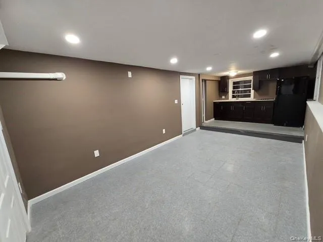 101 Weaver Road, Islip, NY, 1 Bedroom Bedrooms, 4 Rooms Rooms,1 BathroomBathrooms,Residential Lease,For Rent,Weaver,0,1034989 101 Weaver Road, Islip, NY, 1 Bedroom Bedrooms, 4 Rooms Rooms,1 BathroomBathrooms,Residential Lease,For Rent,Weaver,0,1034989
