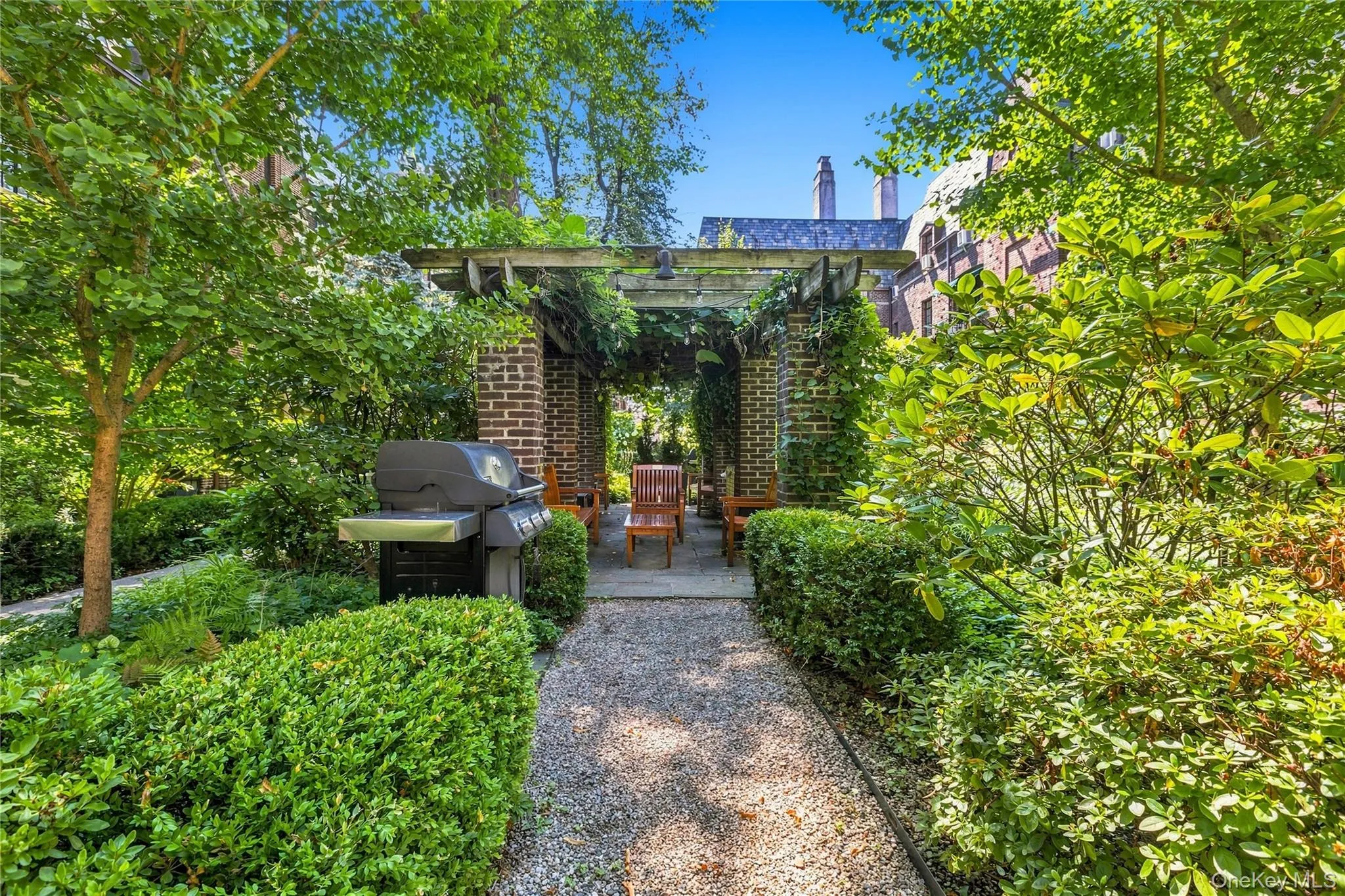 20 Broadway, White Plains, NY, 2 Bedrooms Bedrooms, 5 Rooms Rooms,1 BathroomBathrooms,Residential,For Rent,Broadway,0,1034993 20 Broadway, White Plains, NY, 2 Bedrooms Bedrooms, 5 Rooms Rooms,1 BathroomBathrooms,Residential,For Rent,Broadway,0,1034993