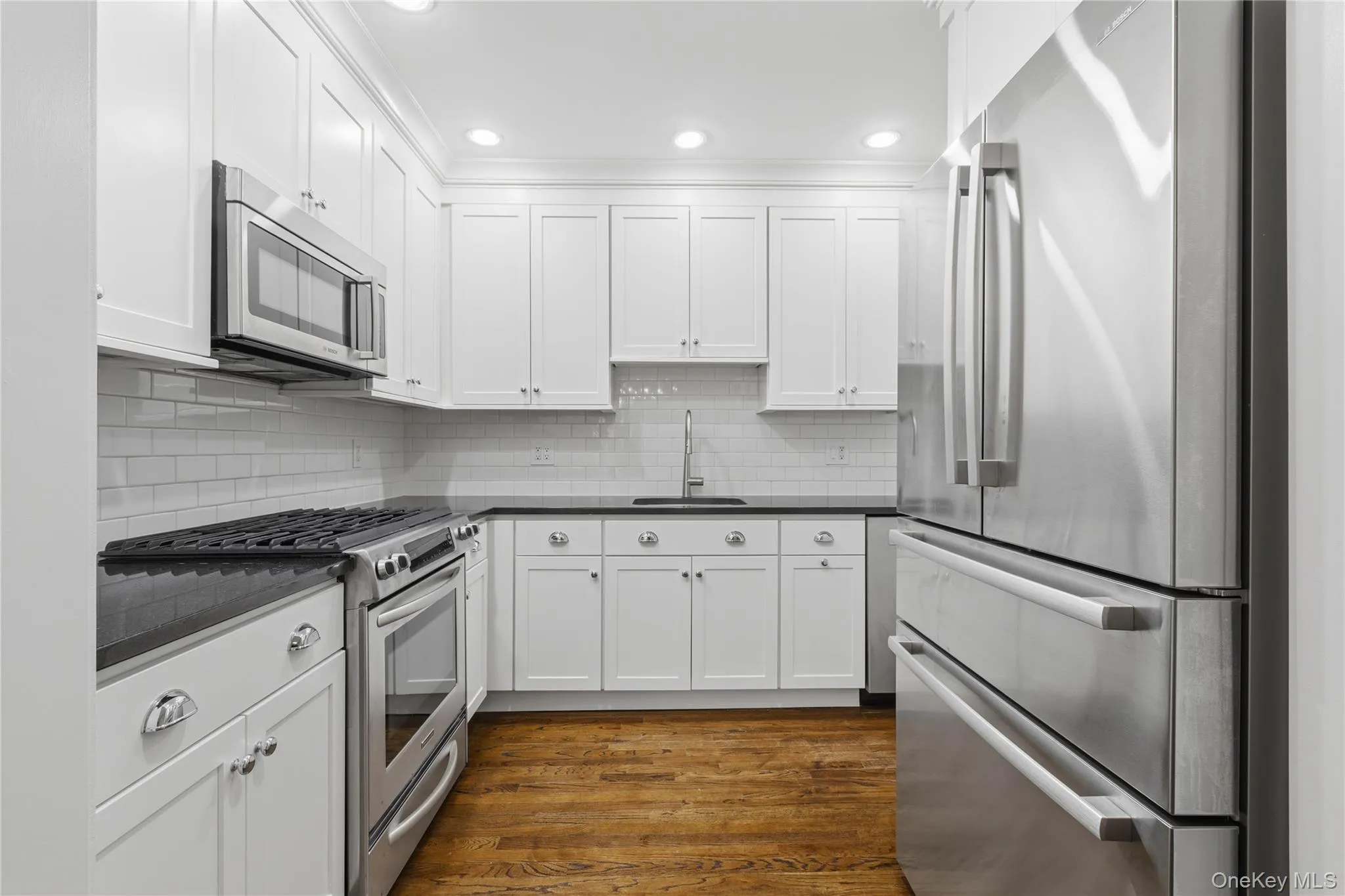 20 Broadway, White Plains, NY, 2 Bedrooms Bedrooms, 5 Rooms Rooms,1 BathroomBathrooms,Residential,For Rent,Broadway,0,1034993 20 Broadway, White Plains, NY, 2 Bedrooms Bedrooms, 5 Rooms Rooms,1 BathroomBathrooms,Residential,For Rent,Broadway,0,1034993