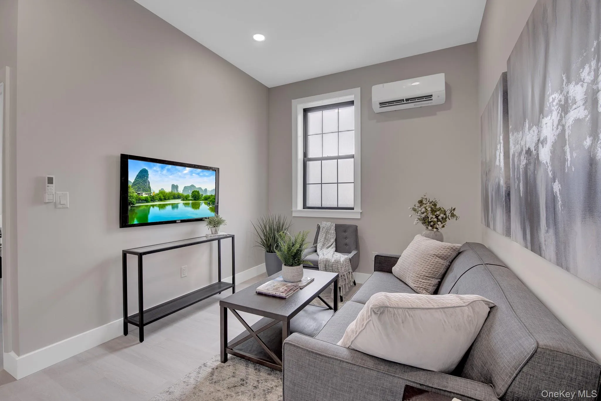 36 Lakeville Road, North Hempstead, NY, 1 Bedroom Bedrooms, 3 Rooms Rooms,1 BathroomBathrooms,Residential Lease,For Rent,Lakeville,0,1034996 36 Lakeville Road, North Hempstead, NY, 1 Bedroom Bedrooms, 3 Rooms Rooms,1 BathroomBathrooms,Residential Lease,For Rent,Lakeville,0,1034996