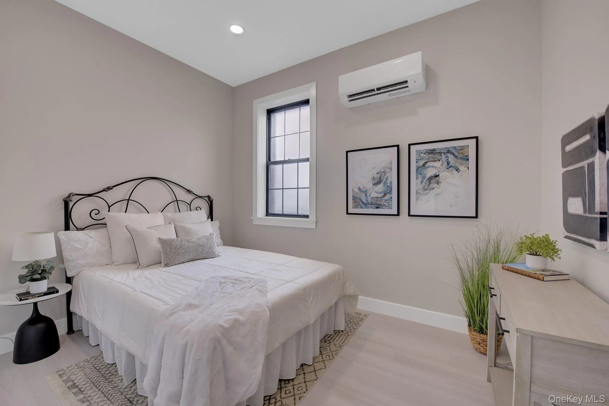 36 Lakeville Road, North Hempstead, NY, 1 Bedroom Bedrooms, 3 Rooms Rooms,1 BathroomBathrooms,Residential Lease,For Rent,Lakeville,0,1034996 36 Lakeville Road, North Hempstead, NY, 1 Bedroom Bedrooms, 3 Rooms Rooms,1 BathroomBathrooms,Residential Lease,For Rent,Lakeville,0,1034996