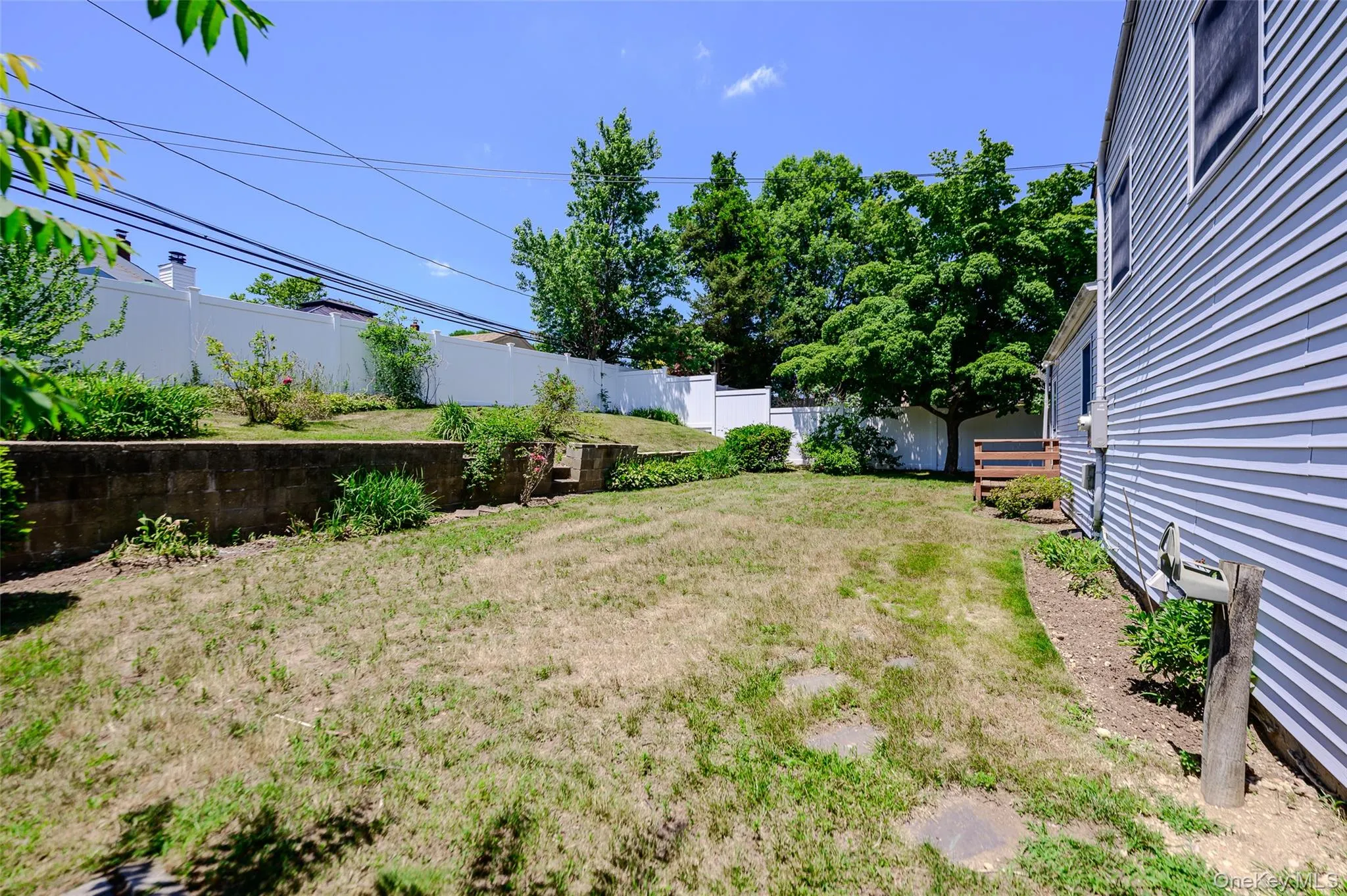 87 Central Park Road, Oyster Bay, NY, 3 Bedrooms Bedrooms, 8 Rooms Rooms,1 BathroomBathrooms,Residential,For Rent,Central Park,0,1034997 87 Central Park Road, Oyster Bay, NY, 3 Bedrooms Bedrooms, 8 Rooms Rooms,1 BathroomBathrooms,Residential,For Rent,Central Park,0,1034997