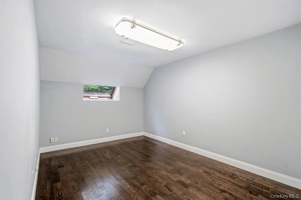 11 Pony Circle, North Hempstead, NY, 4 Bedrooms Bedrooms, 8 Rooms Rooms,3 BathroomsBathrooms,Residential,For Rent,Pony,0,1034998 11 Pony Circle, North Hempstead, NY, 4 Bedrooms Bedrooms, 8 Rooms Rooms,3 BathroomsBathrooms,Residential,For Rent,Pony,0,1034998