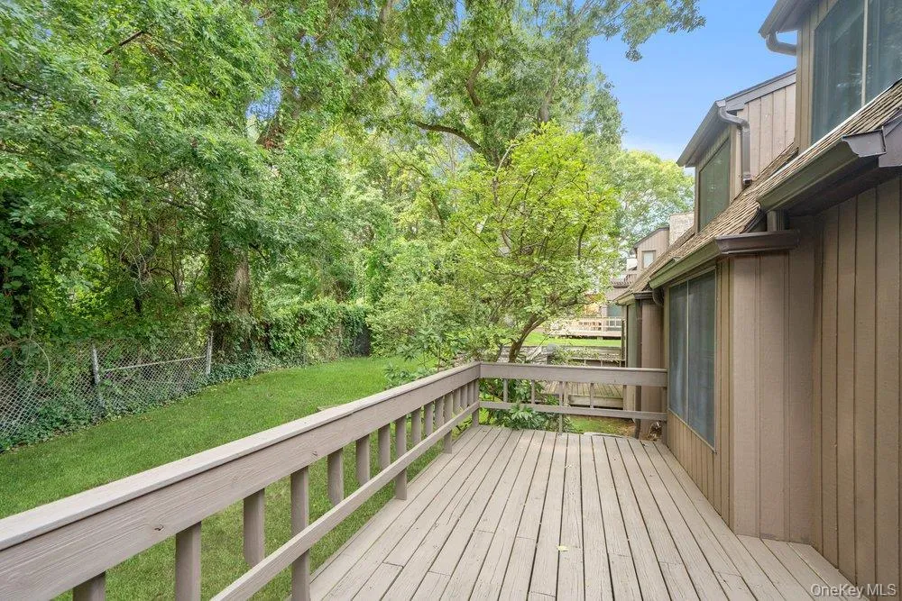 11 Pony Circle, North Hempstead, NY, 4 Bedrooms Bedrooms, 8 Rooms Rooms,3 BathroomsBathrooms,Residential,For Rent,Pony,0,1034998 11 Pony Circle, North Hempstead, NY, 4 Bedrooms Bedrooms, 8 Rooms Rooms,3 BathroomsBathrooms,Residential,For Rent,Pony,0,1034998