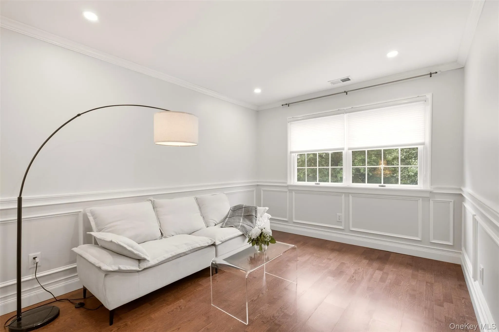 14 Dupont Court, Huntington, NY, 5 Bedrooms Bedrooms, 10 Rooms Rooms,3 BathroomsBathrooms,Residential,For Rent,Dupont,0,1034999 14 Dupont Court, Huntington, NY, 5 Bedrooms Bedrooms, 10 Rooms Rooms,3 BathroomsBathrooms,Residential,For Rent,Dupont,0,1034999