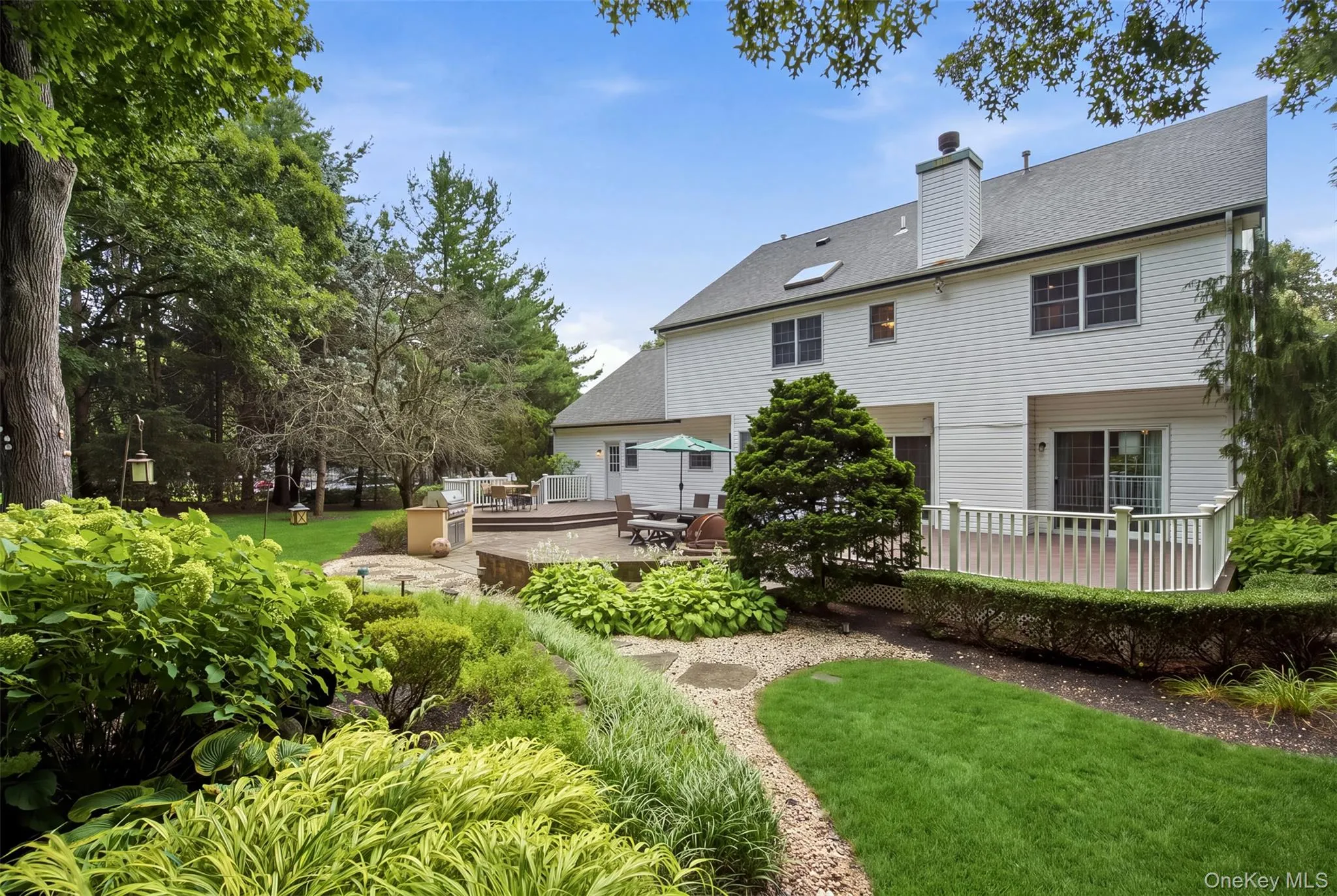 14 Dupont Court, Huntington, NY, 5 Bedrooms Bedrooms, 10 Rooms Rooms,3 BathroomsBathrooms,Residential,For Rent,Dupont,0,1034999 14 Dupont Court, Huntington, NY, 5 Bedrooms Bedrooms, 10 Rooms Rooms,3 BathroomsBathrooms,Residential,For Rent,Dupont,0,1034999