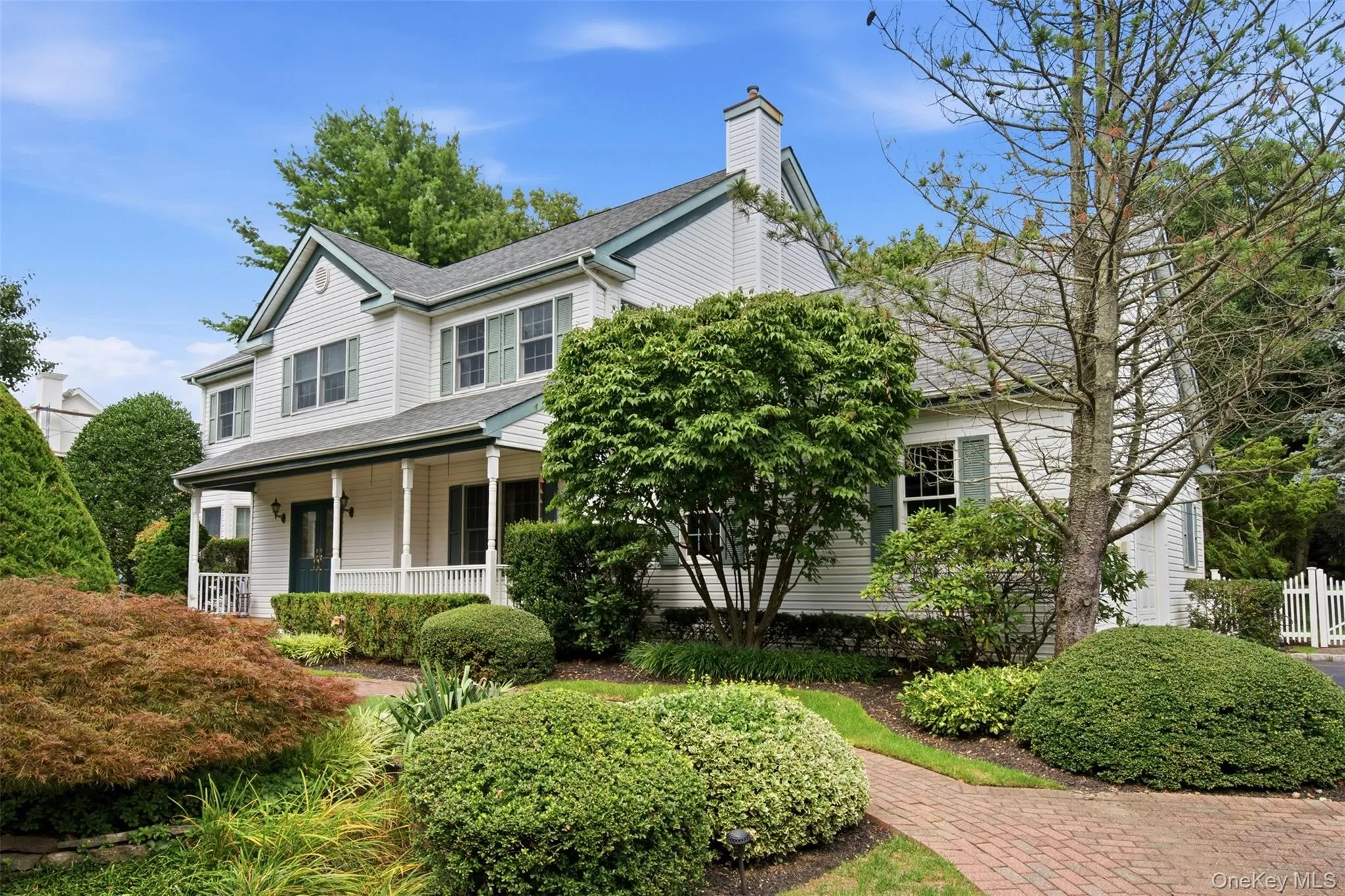 14 Dupont Court, Huntington, NY, 5 Bedrooms Bedrooms, 10 Rooms Rooms,3 BathroomsBathrooms,Residential,For Rent,Dupont,0,1034999 14 Dupont Court, Huntington, NY, 5 Bedrooms Bedrooms, 10 Rooms Rooms,3 BathroomsBathrooms,Residential,For Rent,Dupont,0,1034999