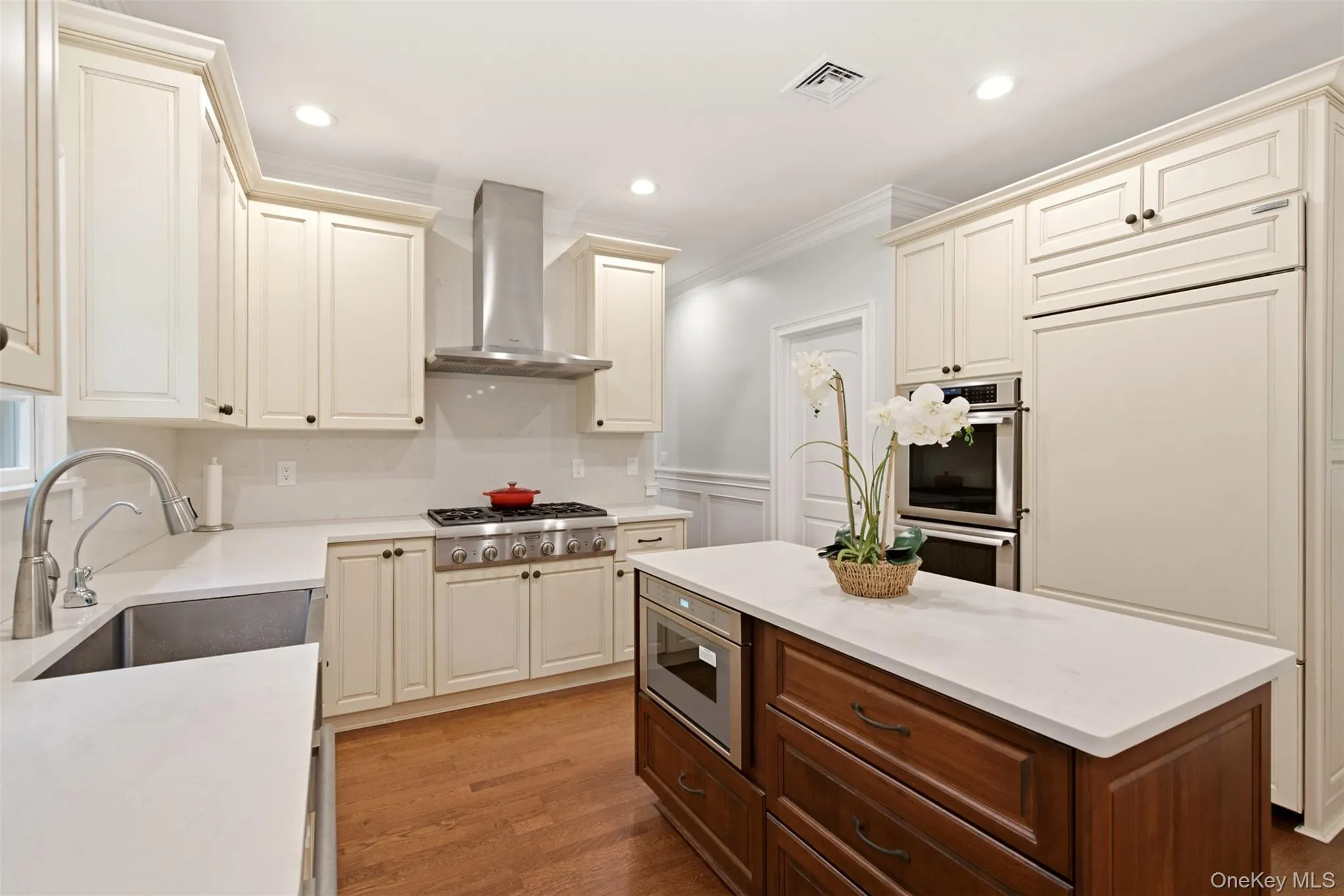 14 Dupont Court, Huntington, NY, 5 Bedrooms Bedrooms, 10 Rooms Rooms,3 BathroomsBathrooms,Residential,For Rent,Dupont,0,1034999 14 Dupont Court, Huntington, NY, 5 Bedrooms Bedrooms, 10 Rooms Rooms,3 BathroomsBathrooms,Residential,For Rent,Dupont,0,1034999