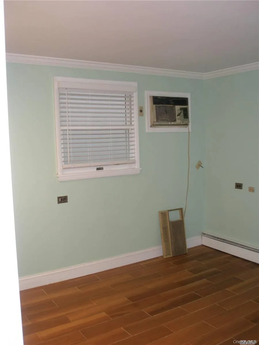 4924 Express Dr South, Islip, NY, 4 Bedrooms Bedrooms, 10 Rooms Rooms,2 BathroomsBathrooms,Residential Lease,For Rent,Express Dr South,0,1035001 4924 Express Dr South, Islip, NY, 4 Bedrooms Bedrooms, 10 Rooms Rooms,2 BathroomsBathrooms,Residential Lease,For Rent,Express Dr South,0,1035001