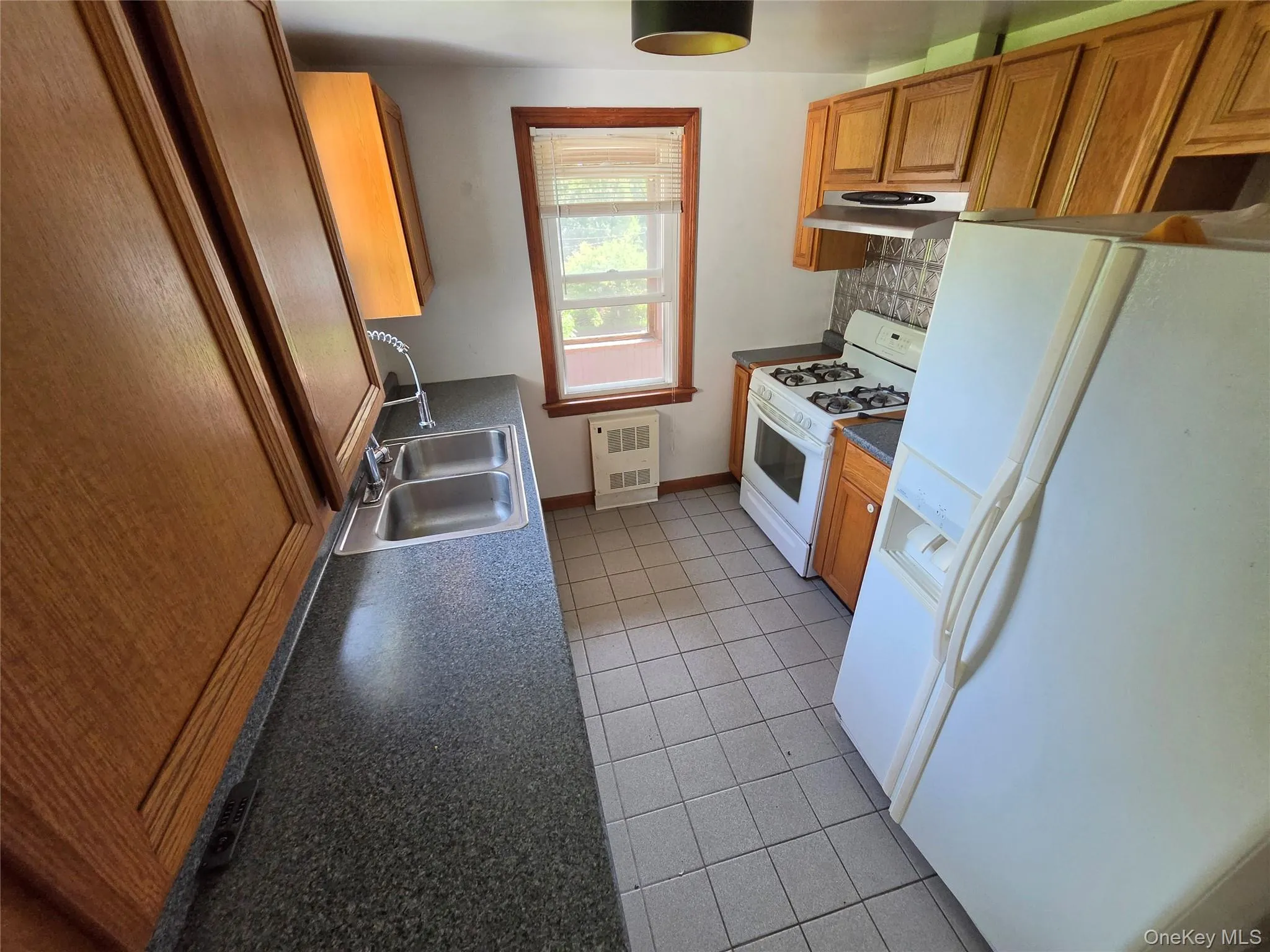 26 Mearns Avenue, Highlands, NY, 3 Bedrooms Bedrooms, 6 Rooms Rooms,1 BathroomBathrooms,Residential Lease,For Rent,Mearns,0,1035003 26 Mearns Avenue, Highlands, NY, 3 Bedrooms Bedrooms, 6 Rooms Rooms,1 BathroomBathrooms,Residential Lease,For Rent,Mearns,0,1035003