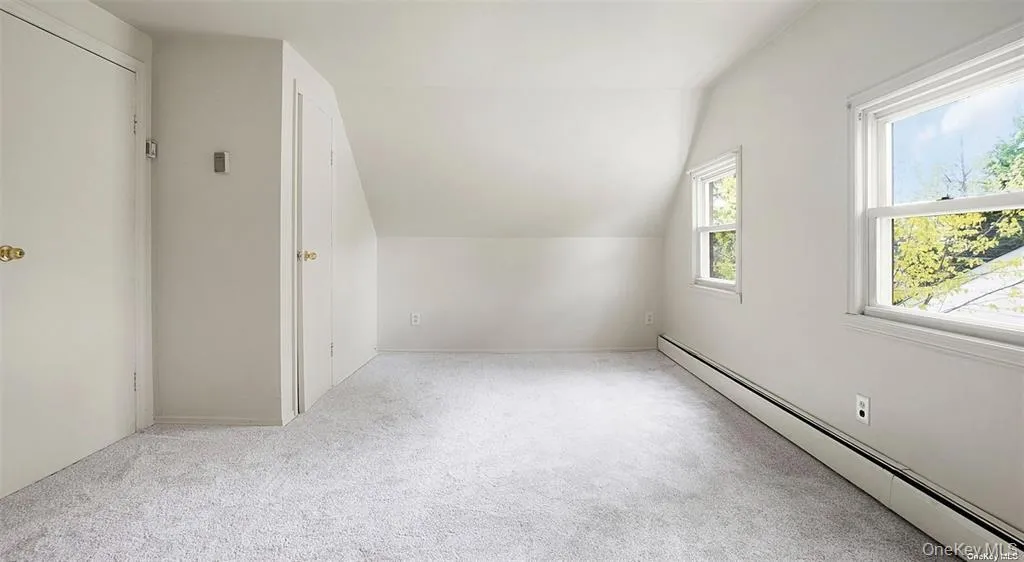 26 Carriage Lane, Hempstead, NY, 4 Bedrooms Bedrooms, 6 Rooms Rooms,2 BathroomsBathrooms,Residential Lease,For Rent,Carriage,0,1035005 26 Carriage Lane, Hempstead, NY, 4 Bedrooms Bedrooms, 6 Rooms Rooms,2 BathroomsBathrooms,Residential Lease,For Rent,Carriage,0,1035005