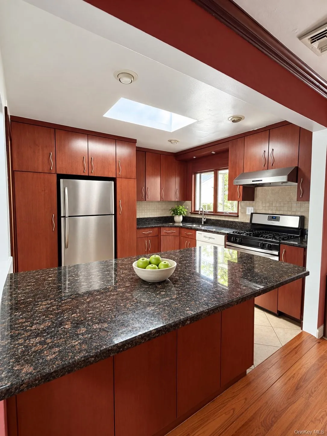 118 Leahy Street, Oyster Bay, NY, 4 Bedrooms Bedrooms, 10 Rooms Rooms,3 BathroomsBathrooms,Residential,For Rent,Leahy,0,1035006 118 Leahy Street, Oyster Bay, NY, 4 Bedrooms Bedrooms, 10 Rooms Rooms,3 BathroomsBathrooms,Residential,For Rent,Leahy,0,1035006
