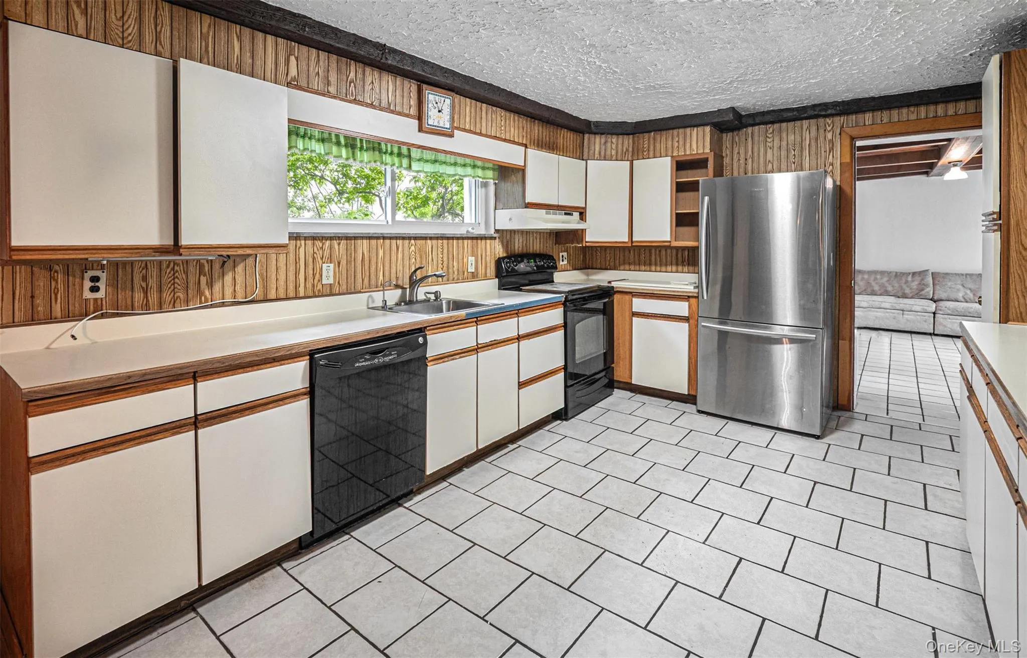 49 Interlochen Parkway, Monroe, NY, 6 Bedrooms Bedrooms, 10 Rooms Rooms,3 BathroomsBathrooms,Residential,For Rent,Interlochen,0,1035008 49 Interlochen Parkway, Monroe, NY, 6 Bedrooms Bedrooms, 10 Rooms Rooms,3 BathroomsBathrooms,Residential,For Rent,Interlochen,0,1035008