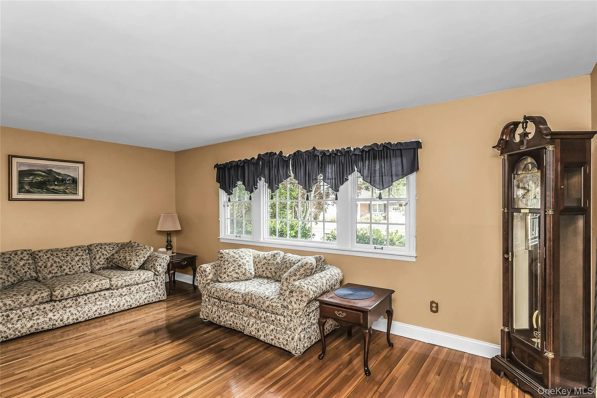 8 Lenmore Drive, Oyster Bay, NY, 4 Bedrooms Bedrooms, 8 Rooms Rooms,2 BathroomsBathrooms,Residential,For Rent,Lenmore,0,1035009 8 Lenmore Drive, Oyster Bay, NY, 4 Bedrooms Bedrooms, 8 Rooms Rooms,2 BathroomsBathrooms,Residential,For Rent,Lenmore,0,1035009