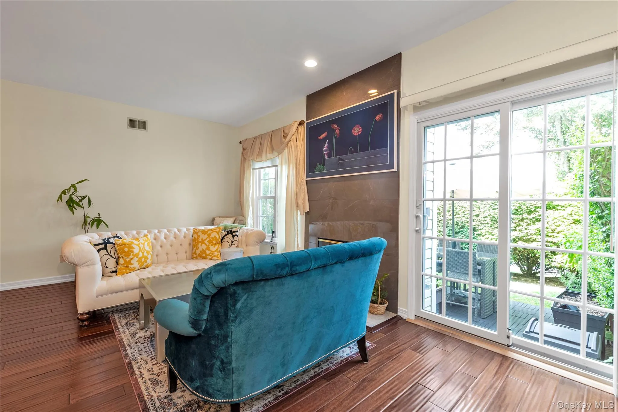 26 Scarborough Drive, Smithtown, NY, 2 Bedrooms Bedrooms, 8 Rooms Rooms,2 BathroomsBathrooms,Residential,For Rent,Scarborough,0,1035010 26 Scarborough Drive, Smithtown, NY, 2 Bedrooms Bedrooms, 8 Rooms Rooms,2 BathroomsBathrooms,Residential,For Rent,Scarborough,0,1035010