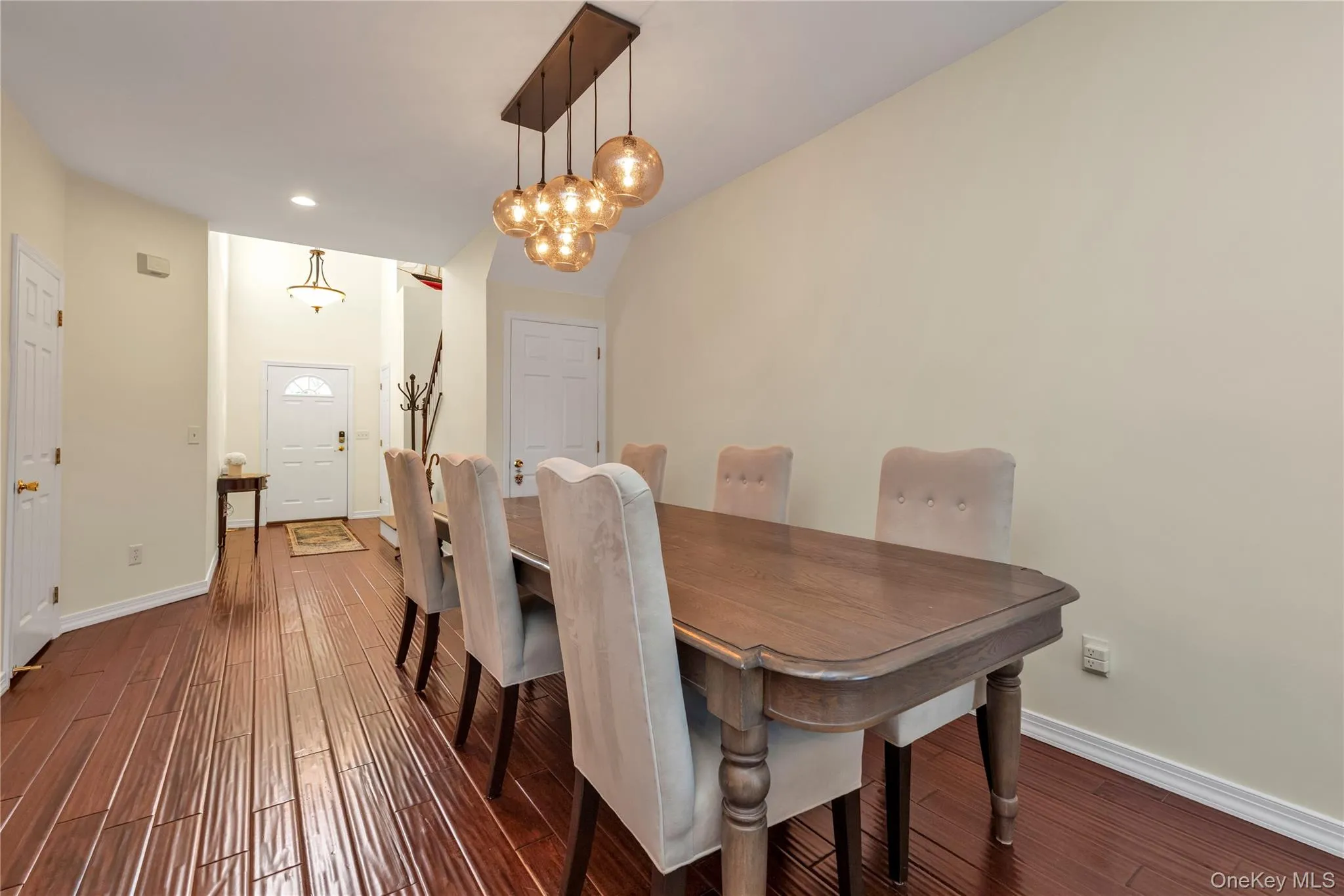 26 Scarborough Drive, Smithtown, NY, 2 Bedrooms Bedrooms, 8 Rooms Rooms,2 BathroomsBathrooms,Residential,For Rent,Scarborough,0,1035010 26 Scarborough Drive, Smithtown, NY, 2 Bedrooms Bedrooms, 8 Rooms Rooms,2 BathroomsBathrooms,Residential,For Rent,Scarborough,0,1035010
