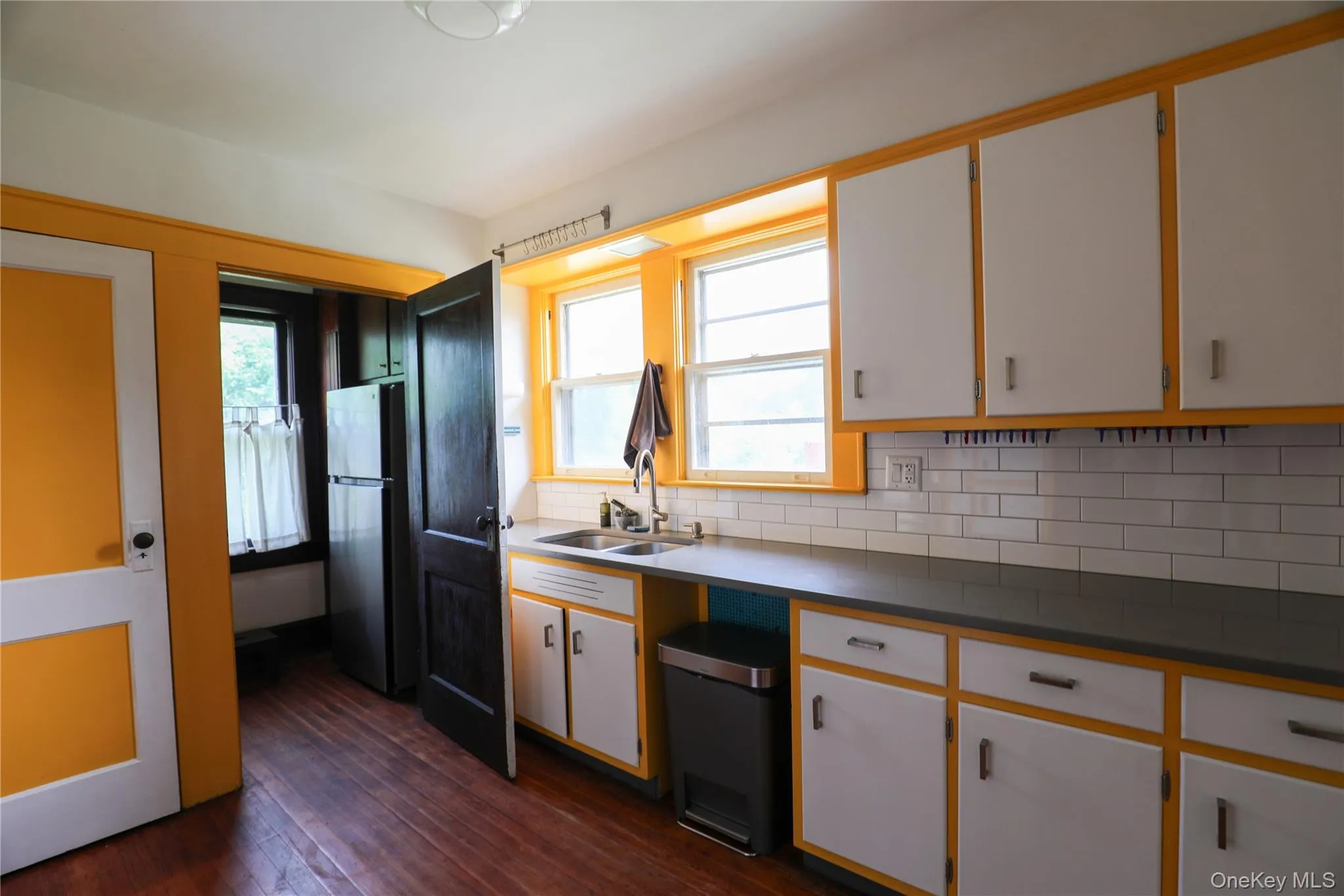 375 Broadway, Esopus, NY, 3 Bedrooms Bedrooms, 6 Rooms Rooms,1 BathroomBathrooms,Residential Lease,For Rent,Broadway,0,1035014 375 Broadway, Esopus, NY, 3 Bedrooms Bedrooms, 6 Rooms Rooms,1 BathroomBathrooms,Residential Lease,For Rent,Broadway,0,1035014
