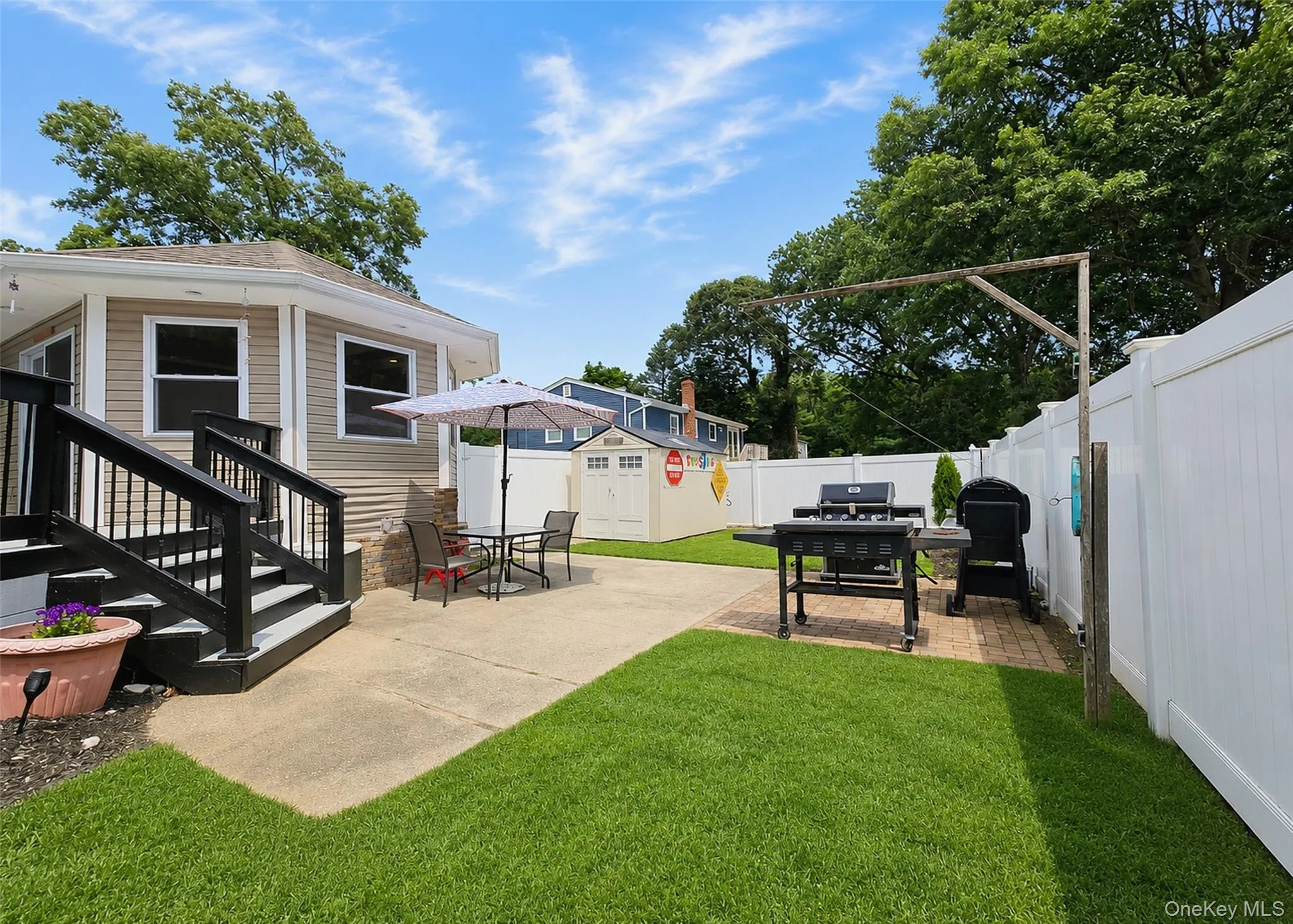 12 Walnut Street, Brookhaven, NY, 3 Bedrooms Bedrooms, 6 Rooms Rooms,2 BathroomsBathrooms,Residential,For Rent,Walnut,0,1035016 12 Walnut Street, Brookhaven, NY, 3 Bedrooms Bedrooms, 6 Rooms Rooms,2 BathroomsBathrooms,Residential,For Rent,Walnut,0,1035016
