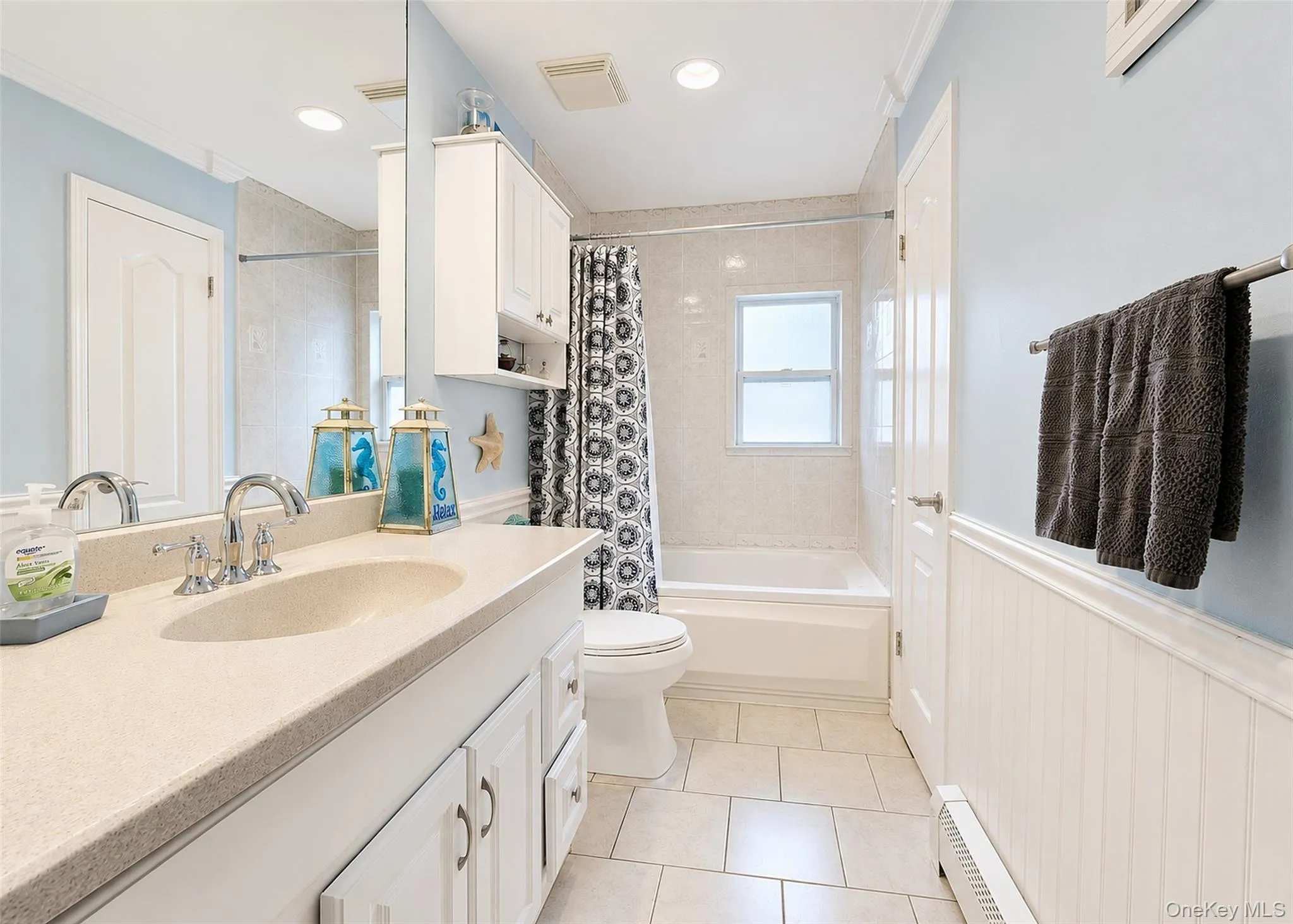 12 Walnut Street, Brookhaven, NY, 3 Bedrooms Bedrooms, 6 Rooms Rooms,2 BathroomsBathrooms,Residential,For Rent,Walnut,0,1035016 12 Walnut Street, Brookhaven, NY, 3 Bedrooms Bedrooms, 6 Rooms Rooms,2 BathroomsBathrooms,Residential,For Rent,Walnut,0,1035016