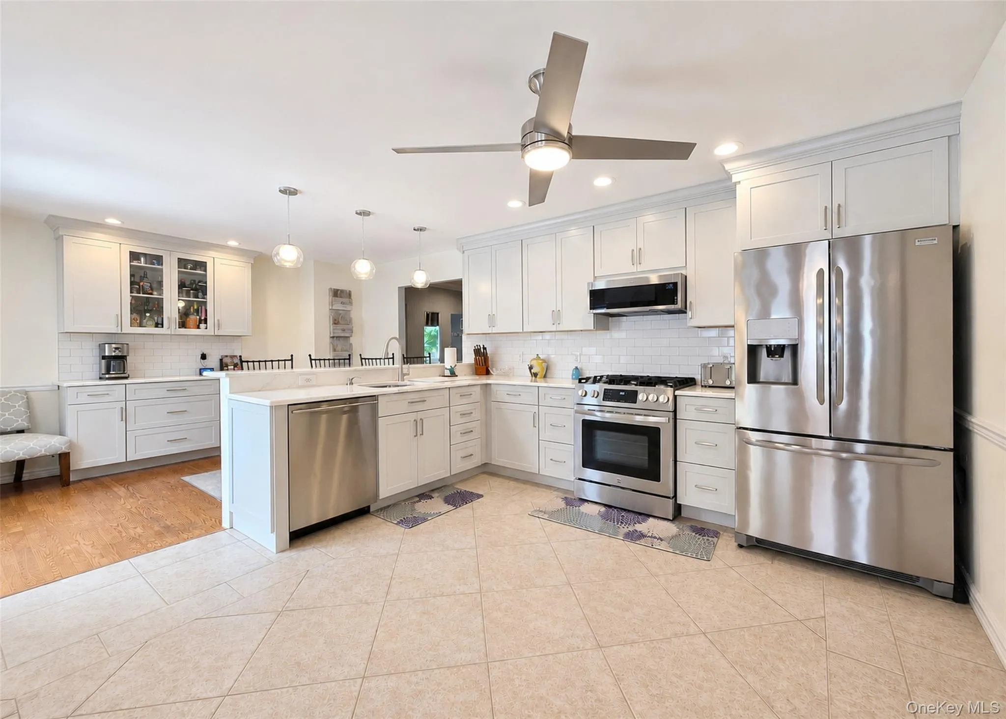 12 Walnut Street, Brookhaven, NY, 3 Bedrooms Bedrooms, 6 Rooms Rooms,2 BathroomsBathrooms,Residential,For Rent,Walnut,0,1035016 12 Walnut Street, Brookhaven, NY, 3 Bedrooms Bedrooms, 6 Rooms Rooms,2 BathroomsBathrooms,Residential,For Rent,Walnut,0,1035016