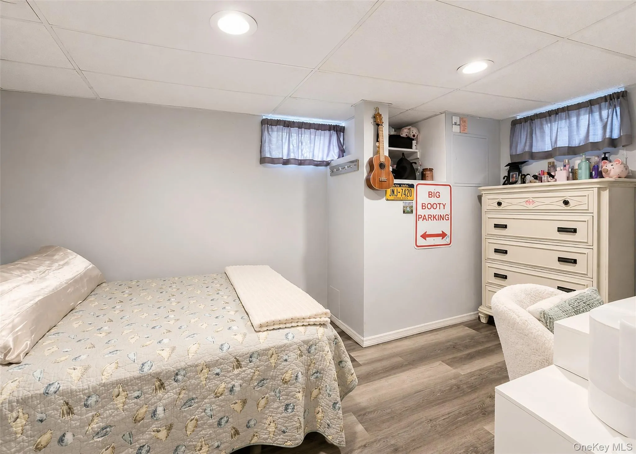 12 Walnut Street, Brookhaven, NY, 3 Bedrooms Bedrooms, 6 Rooms Rooms,2 BathroomsBathrooms,Residential,For Rent,Walnut,0,1035016 12 Walnut Street, Brookhaven, NY, 3 Bedrooms Bedrooms, 6 Rooms Rooms,2 BathroomsBathrooms,Residential,For Rent,Walnut,0,1035016