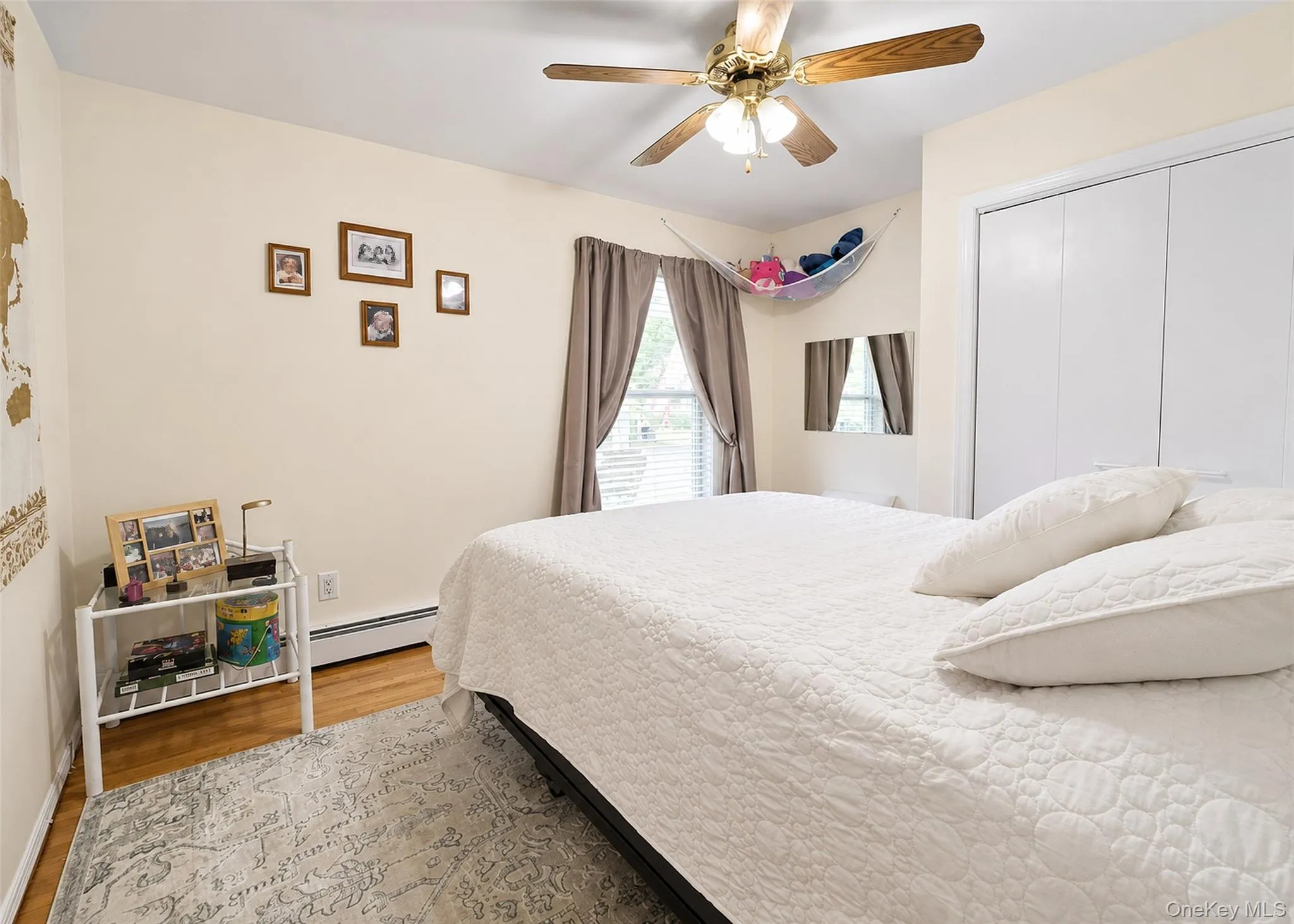 12 Walnut Street, Brookhaven, NY, 3 Bedrooms Bedrooms, 6 Rooms Rooms,2 BathroomsBathrooms,Residential,For Rent,Walnut,0,1035016 12 Walnut Street, Brookhaven, NY, 3 Bedrooms Bedrooms, 6 Rooms Rooms,2 BathroomsBathrooms,Residential,For Rent,Walnut,0,1035016