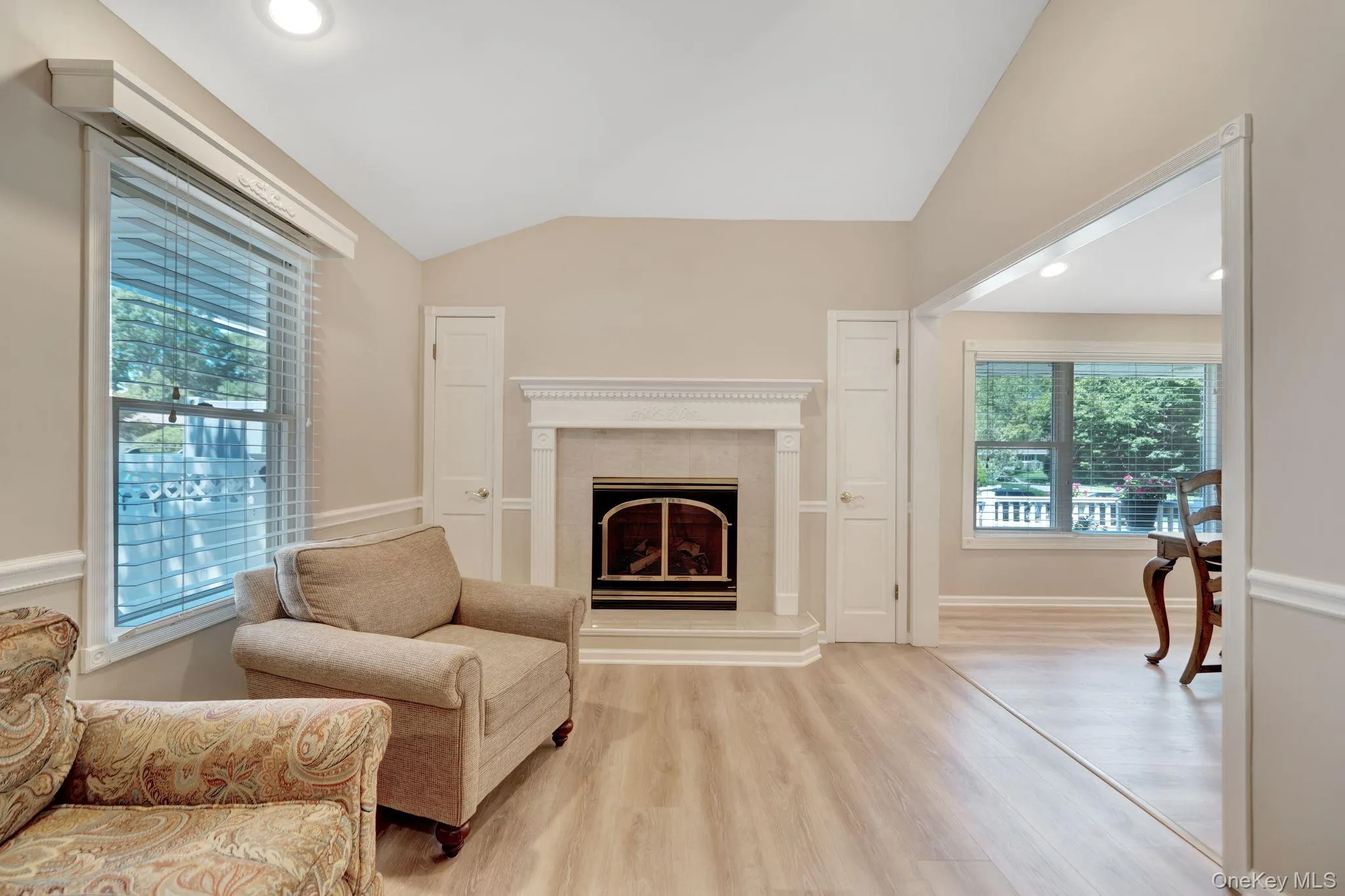 15 Abbey Drive, Huntington, NY, 3 Bedrooms Bedrooms, 8 Rooms Rooms,3 BathroomsBathrooms,Residential,For Rent,Abbey,0,1035018 15 Abbey Drive, Huntington, NY, 3 Bedrooms Bedrooms, 8 Rooms Rooms,3 BathroomsBathrooms,Residential,For Rent,Abbey,0,1035018