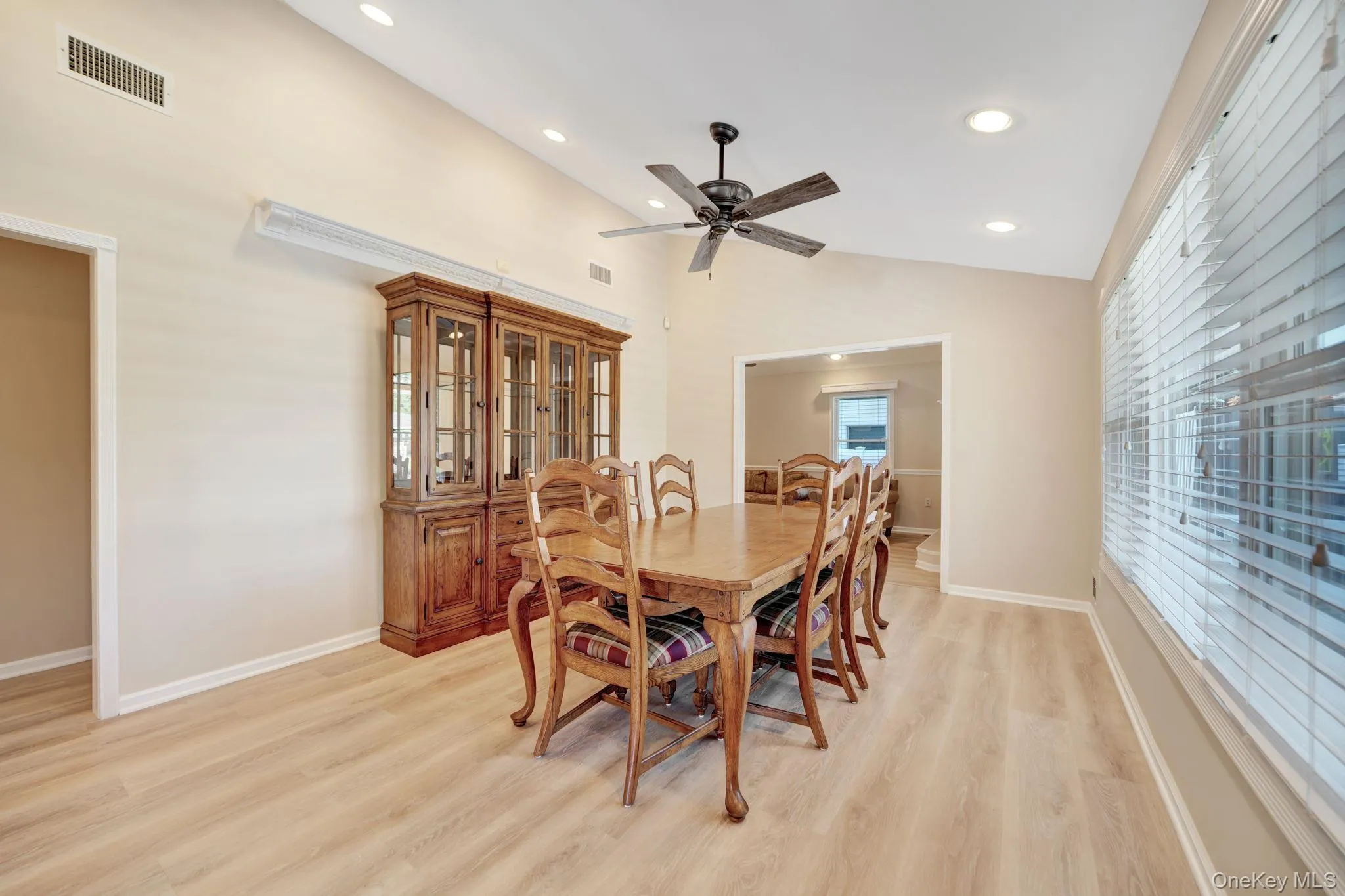 15 Abbey Drive, Huntington, NY, 3 Bedrooms Bedrooms, 8 Rooms Rooms,3 BathroomsBathrooms,Residential,For Rent,Abbey,0,1035018 15 Abbey Drive, Huntington, NY, 3 Bedrooms Bedrooms, 8 Rooms Rooms,3 BathroomsBathrooms,Residential,For Rent,Abbey,0,1035018
