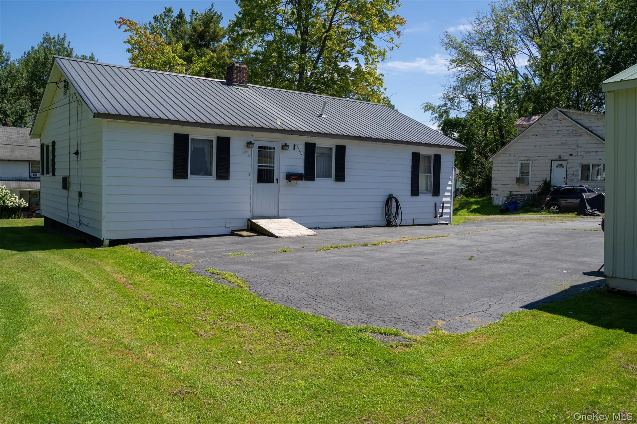12 Winthrop Avenue, Liberty, NY, 2 Bedrooms Bedrooms, 5 Rooms Rooms,1 BathroomBathrooms,Residential,For Rent,Winthrop,0,1035019 12 Winthrop Avenue, Liberty, NY, 2 Bedrooms Bedrooms, 5 Rooms Rooms,1 BathroomBathrooms,Residential,For Rent,Winthrop,0,1035019