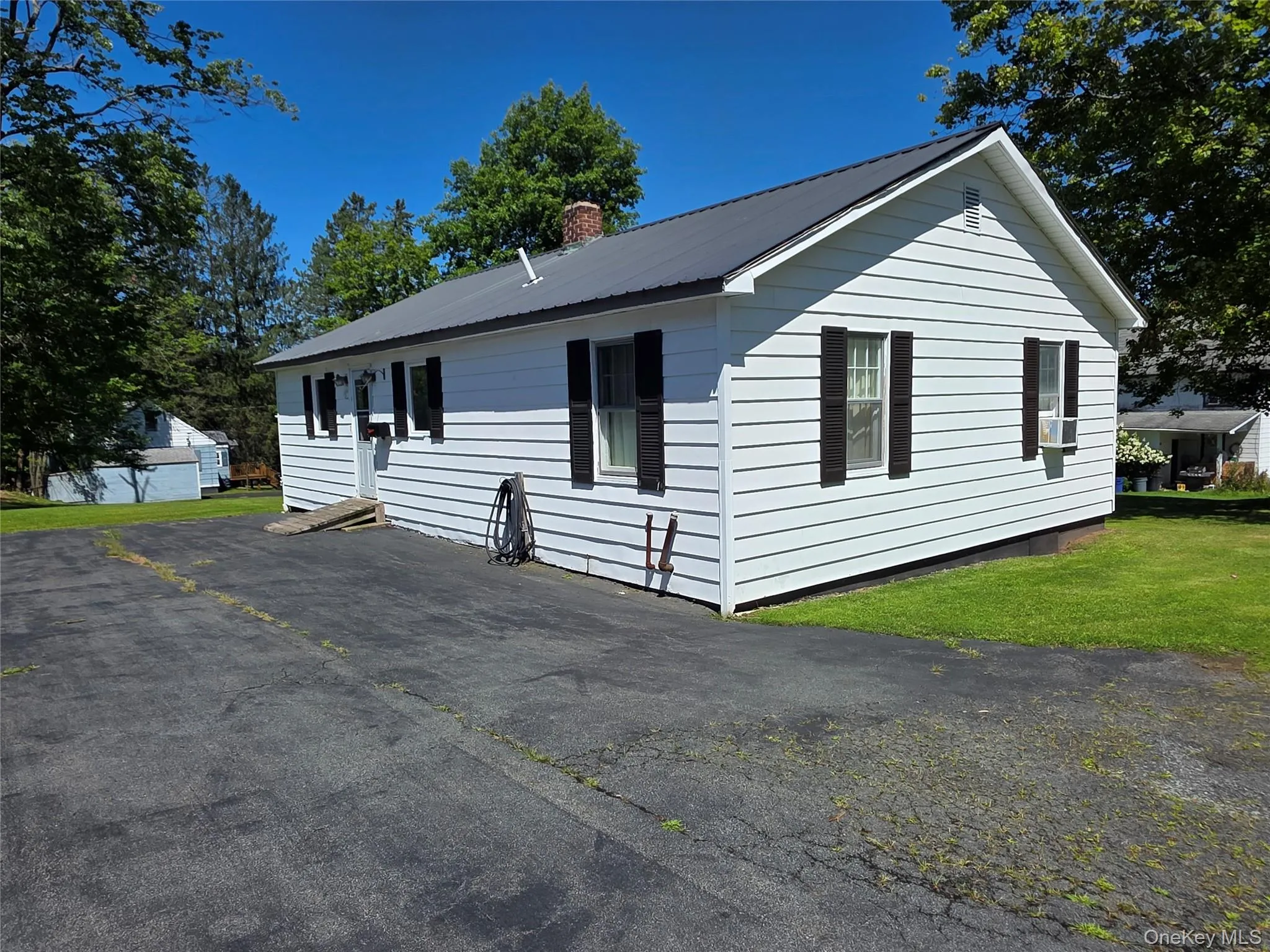 12 Winthrop Avenue, Liberty, NY, 2 Bedrooms Bedrooms, 5 Rooms Rooms,1 BathroomBathrooms,Residential,For Rent,Winthrop,0,1035019 12 Winthrop Avenue, Liberty, NY, 2 Bedrooms Bedrooms, 5 Rooms Rooms,1 BathroomBathrooms,Residential,For Rent,Winthrop,0,1035019