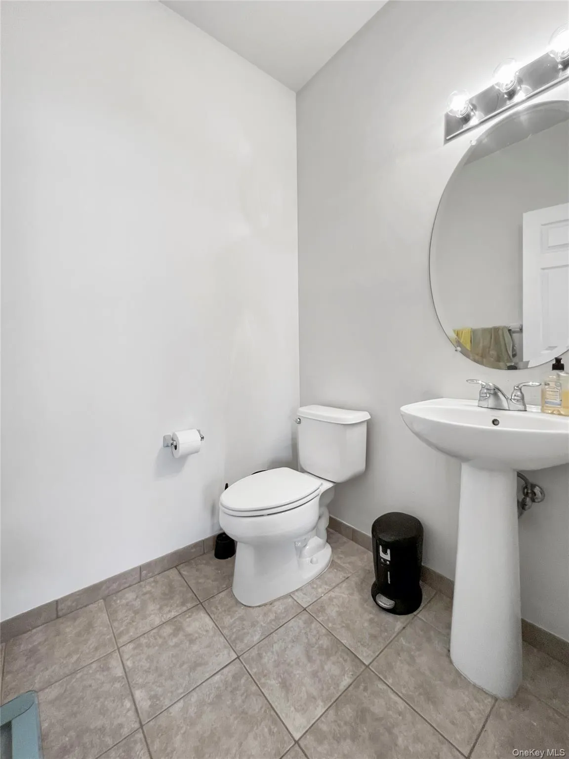61 River Drive, Fishkill, NY, 3 Bedrooms Bedrooms, 6 Rooms Rooms,2 BathroomsBathrooms,Residential Lease,For Rent,River,0,1035021 61 River Drive, Fishkill, NY, 3 Bedrooms Bedrooms, 6 Rooms Rooms,2 BathroomsBathrooms,Residential Lease,For Rent,River,0,1035021
