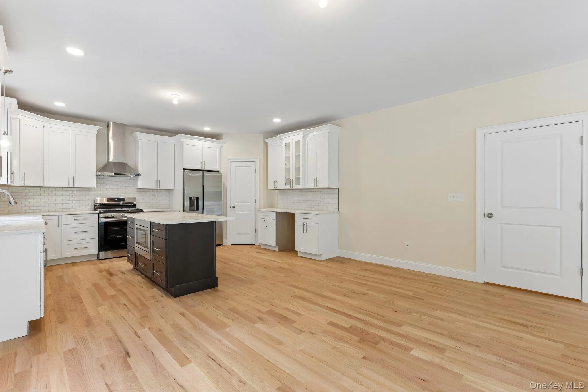 Efficiently designed kitchen. Efficiently designed kitchen.