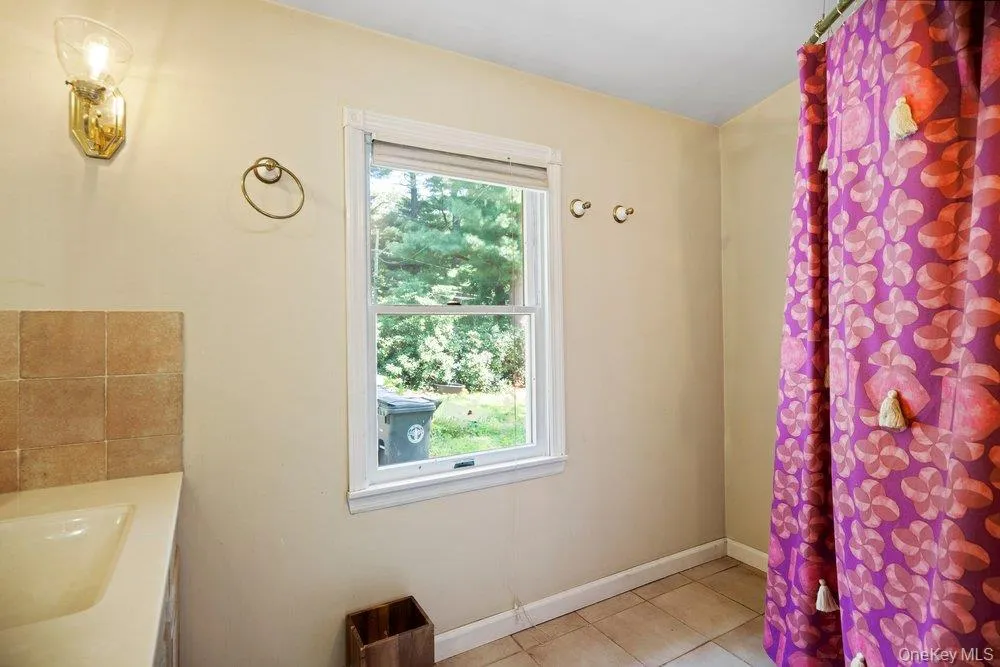 64 Sally Lane, Brookhaven, NY, 3 Bedrooms Bedrooms, 8 Rooms Rooms,3 BathroomsBathrooms,Residential,For Rent,Sally,0,1035028 64 Sally Lane, Brookhaven, NY, 3 Bedrooms Bedrooms, 8 Rooms Rooms,3 BathroomsBathrooms,Residential,For Rent,Sally,0,1035028