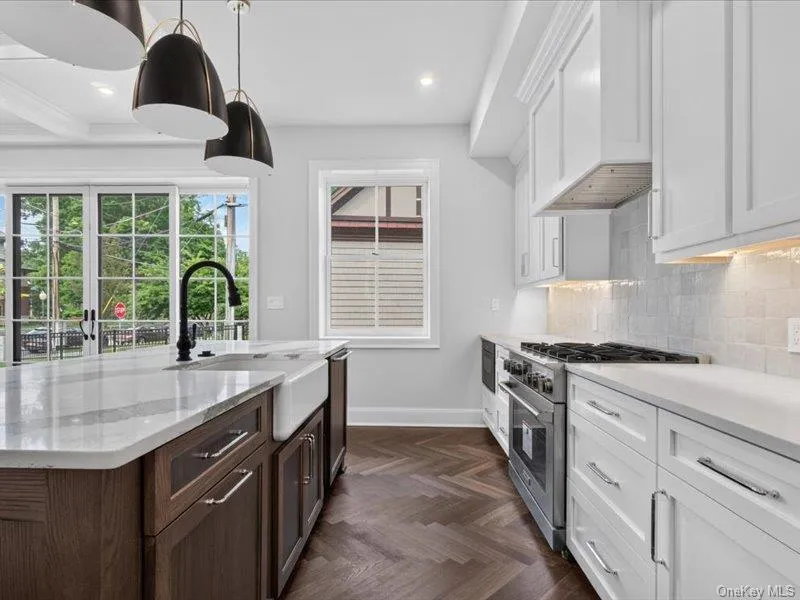122 Regent Street, Saratoga Springs, NY, 3 Bedrooms Bedrooms, 8 Rooms Rooms,2 BathroomsBathrooms,Residential,For Rent,Regent,0,1035029 122 Regent Street, Saratoga Springs, NY, 3 Bedrooms Bedrooms, 8 Rooms Rooms,2 BathroomsBathrooms,Residential,For Rent,Regent,0,1035029