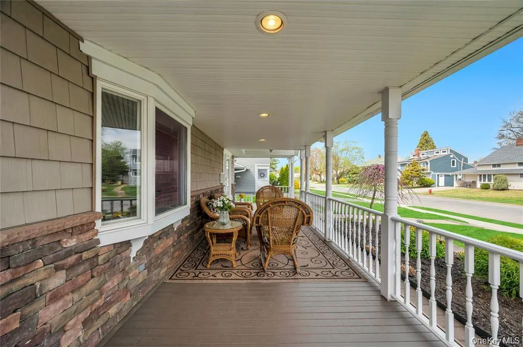 26 Ballad Lane, Oyster Bay, NY, 4 Bedrooms Bedrooms, 10 Rooms Rooms,2 BathroomsBathrooms,Residential,For Rent,Ballad,0,1035033 26 Ballad Lane, Oyster Bay, NY, 4 Bedrooms Bedrooms, 10 Rooms Rooms,2 BathroomsBathrooms,Residential,For Rent,Ballad,0,1035033