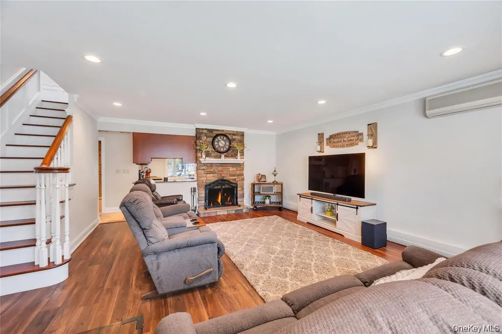 26 Ballad Lane, Oyster Bay, NY, 4 Bedrooms Bedrooms, 10 Rooms Rooms,2 BathroomsBathrooms,Residential,For Rent,Ballad,0,1035033 26 Ballad Lane, Oyster Bay, NY, 4 Bedrooms Bedrooms, 10 Rooms Rooms,2 BathroomsBathrooms,Residential,For Rent,Ballad,0,1035033