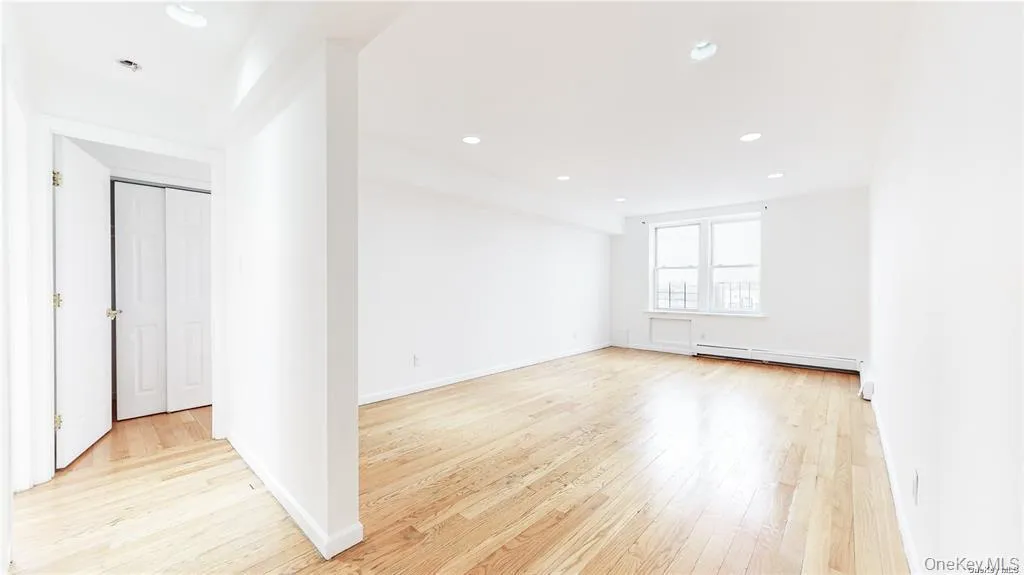 84-70 129th Street, New York, NY, 2 Bedrooms Bedrooms, 5 Rooms Rooms,1 BathroomBathrooms,Residential,For Rent,129th,0,1035034 84-70 129th Street, New York, NY, 2 Bedrooms Bedrooms, 5 Rooms Rooms,1 BathroomBathrooms,Residential,For Rent,129th,0,1035034