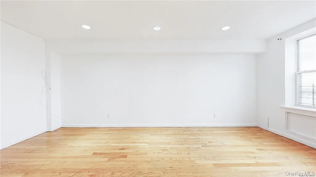 84-70 129th Street, New York, NY, 2 Bedrooms Bedrooms, 5 Rooms Rooms,1 BathroomBathrooms,Residential,For Rent,129th,0,1035034 84-70 129th Street, New York, NY, 2 Bedrooms Bedrooms, 5 Rooms Rooms,1 BathroomBathrooms,Residential,For Rent,129th,0,1035034