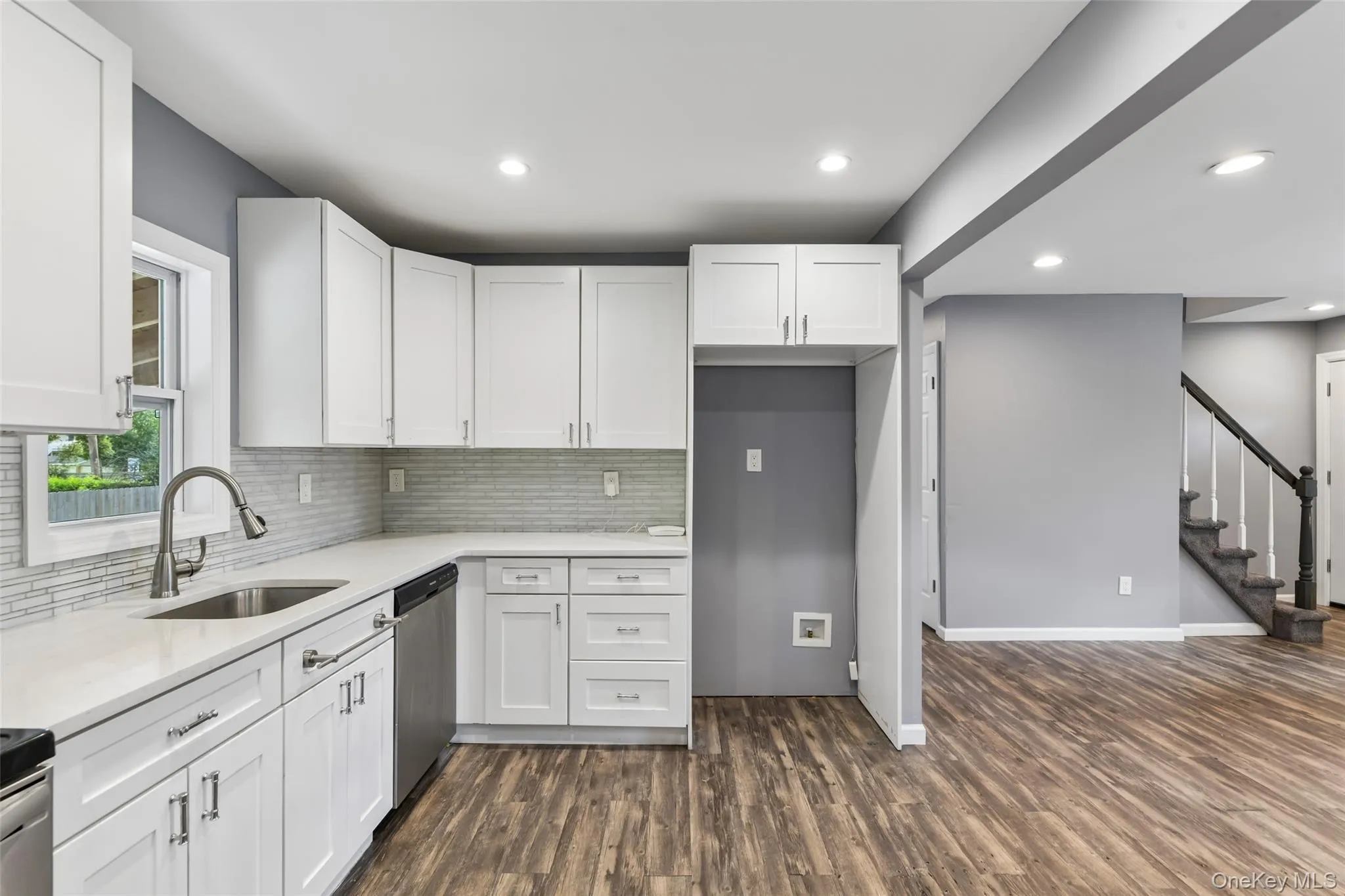 416 Arizona Avenue, Islip, NY, 4 Bedrooms Bedrooms, 19 Rooms Rooms,3 BathroomsBathrooms,Residential,For Rent,Arizona,0,1035035 416 Arizona Avenue, Islip, NY, 4 Bedrooms Bedrooms, 19 Rooms Rooms,3 BathroomsBathrooms,Residential,For Rent,Arizona,0,1035035