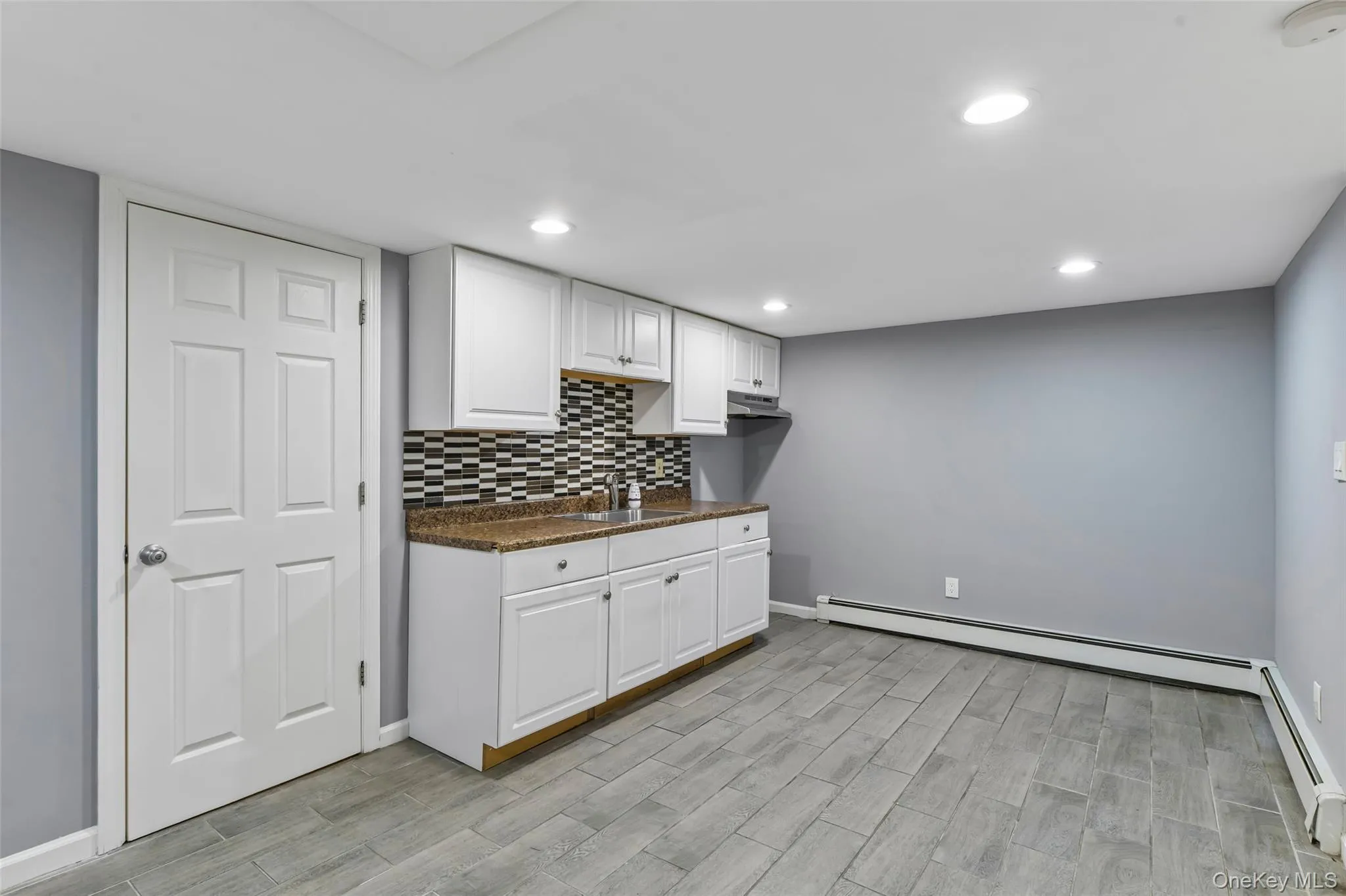 416 Arizona Avenue, Islip, NY, 4 Bedrooms Bedrooms, 19 Rooms Rooms,3 BathroomsBathrooms,Residential,For Rent,Arizona,0,1035035 416 Arizona Avenue, Islip, NY, 4 Bedrooms Bedrooms, 19 Rooms Rooms,3 BathroomsBathrooms,Residential,For Rent,Arizona,0,1035035