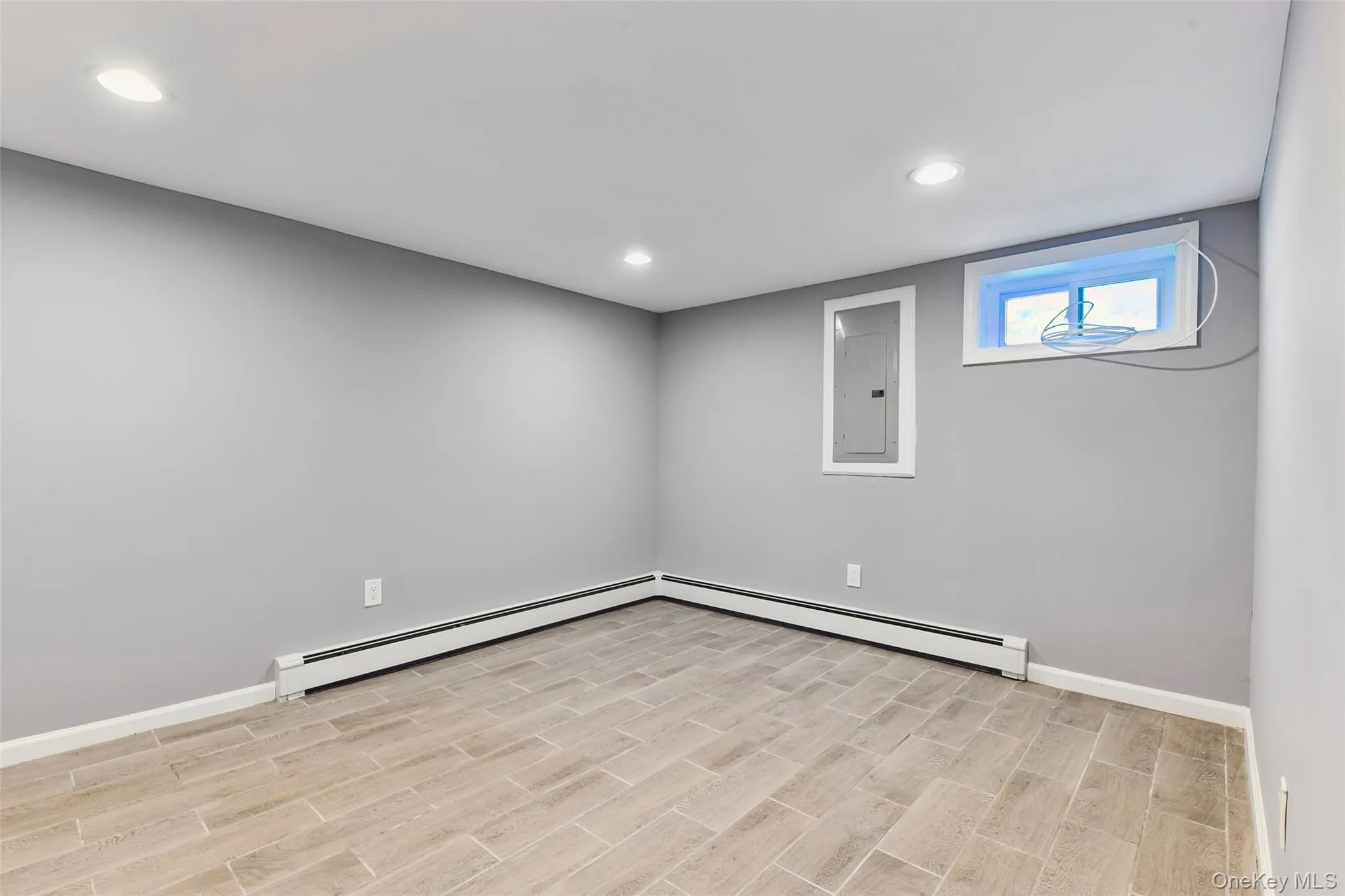 416 Arizona Avenue, Islip, NY, 4 Bedrooms Bedrooms, 19 Rooms Rooms,3 BathroomsBathrooms,Residential,For Rent,Arizona,0,1035035 416 Arizona Avenue, Islip, NY, 4 Bedrooms Bedrooms, 19 Rooms Rooms,3 BathroomsBathrooms,Residential,For Rent,Arizona,0,1035035