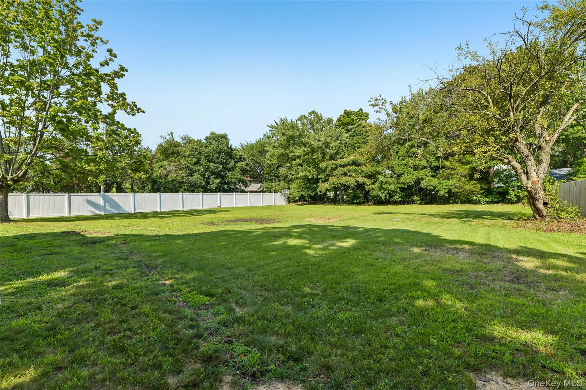 416 Arizona Avenue, Islip, NY, 4 Bedrooms Bedrooms, 19 Rooms Rooms,3 BathroomsBathrooms,Residential,For Rent,Arizona,0,1035035 416 Arizona Avenue, Islip, NY, 4 Bedrooms Bedrooms, 19 Rooms Rooms,3 BathroomsBathrooms,Residential,For Rent,Arizona,0,1035035