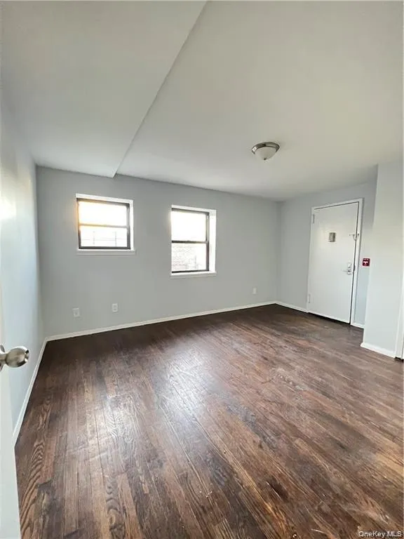 251 Warburton Avenue, Yonkers, NY, 2 Bedrooms Bedrooms, 5 Rooms Rooms,1 BathroomBathrooms,Residential Lease,For Rent,Warburton,0,1035037 251 Warburton Avenue, Yonkers, NY, 2 Bedrooms Bedrooms, 5 Rooms Rooms,1 BathroomBathrooms,Residential Lease,For Rent,Warburton,0,1035037