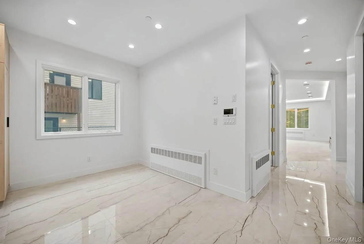 27 Ewing Avenue, Ramapo, NY, 8 Bedrooms Bedrooms, 15 Rooms Rooms,5 BathroomsBathrooms,Residential,For Rent,Ewing,0,1035038 27 Ewing Avenue, Ramapo, NY, 8 Bedrooms Bedrooms, 15 Rooms Rooms,5 BathroomsBathrooms,Residential,For Rent,Ewing,0,1035038