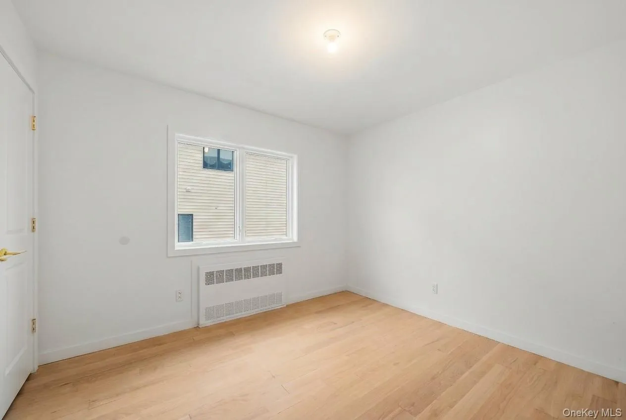 27 Ewing Avenue, Ramapo, NY, 8 Bedrooms Bedrooms, 15 Rooms Rooms,5 BathroomsBathrooms,Residential,For Rent,Ewing,0,1035038 27 Ewing Avenue, Ramapo, NY, 8 Bedrooms Bedrooms, 15 Rooms Rooms,5 BathroomsBathrooms,Residential,For Rent,Ewing,0,1035038