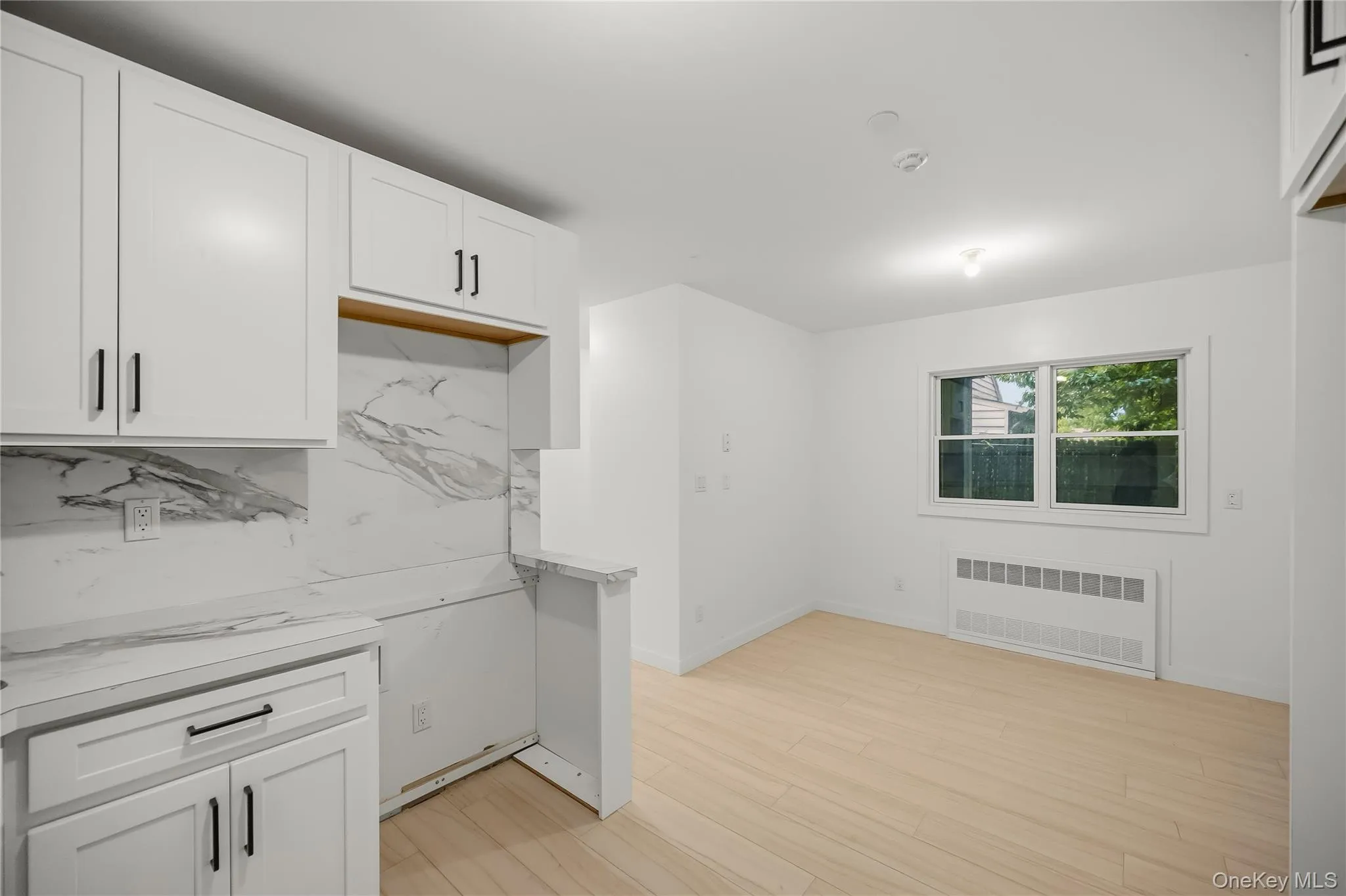 27 Ewing Avenue, Ramapo, NY, 8 Bedrooms Bedrooms, 15 Rooms Rooms,5 BathroomsBathrooms,Residential,For Rent,Ewing,0,1035038 27 Ewing Avenue, Ramapo, NY, 8 Bedrooms Bedrooms, 15 Rooms Rooms,5 BathroomsBathrooms,Residential,For Rent,Ewing,0,1035038
