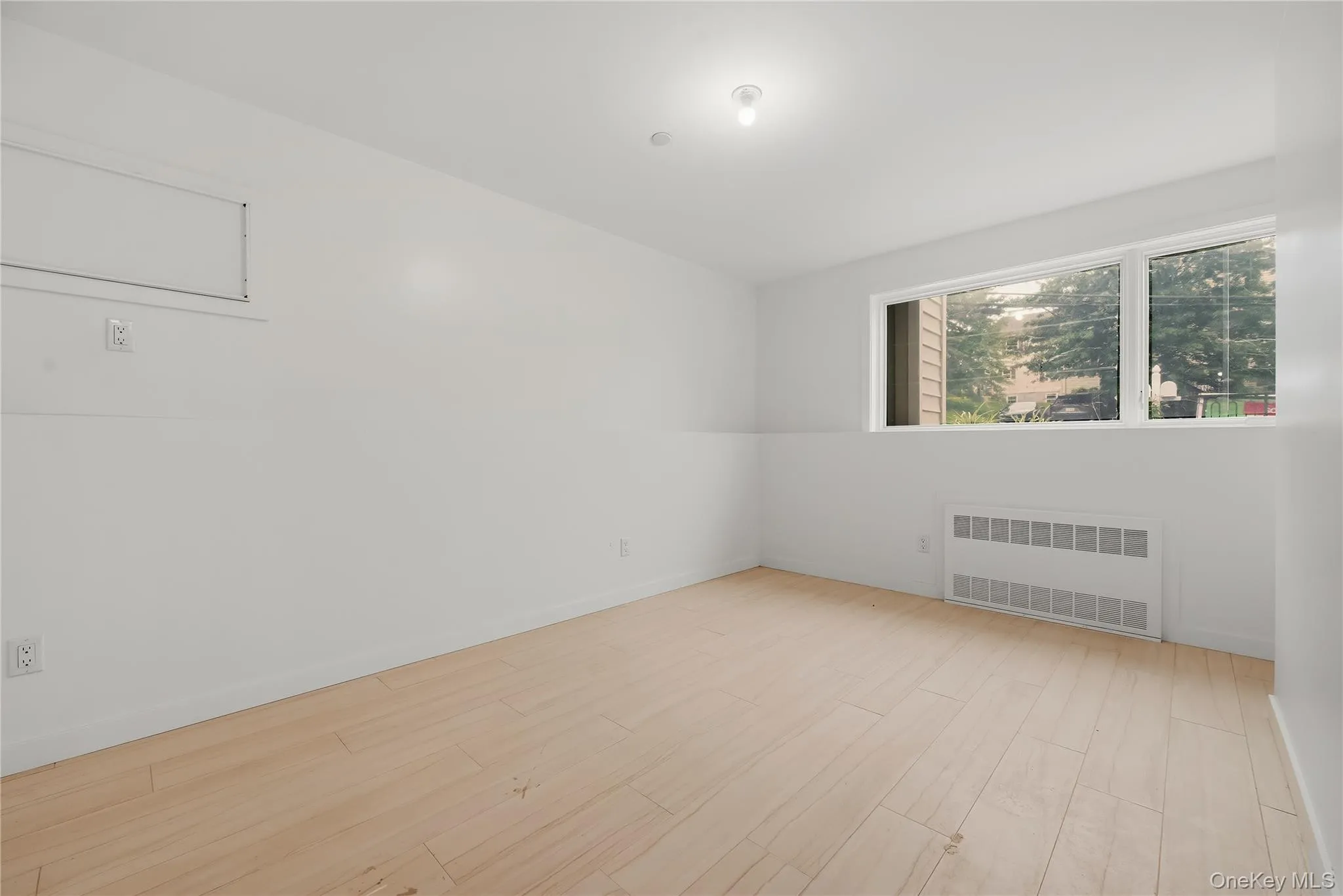 27 Ewing Avenue, Ramapo, NY, 8 Bedrooms Bedrooms, 15 Rooms Rooms,5 BathroomsBathrooms,Residential,For Rent,Ewing,0,1035038 27 Ewing Avenue, Ramapo, NY, 8 Bedrooms Bedrooms, 15 Rooms Rooms,5 BathroomsBathrooms,Residential,For Rent,Ewing,0,1035038