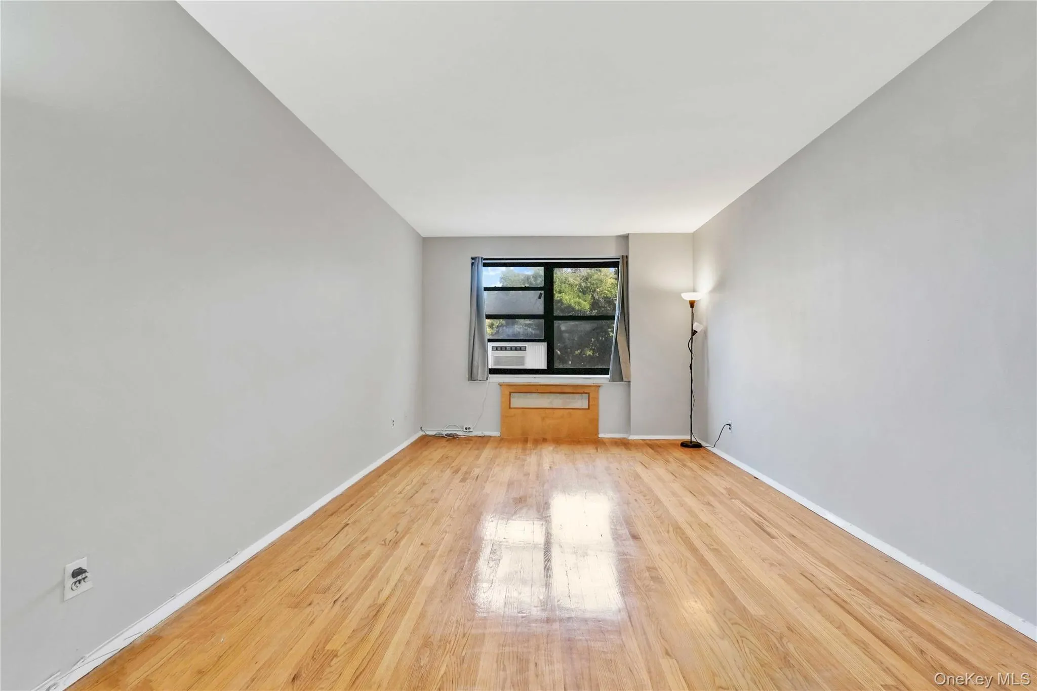 138-18 28th Road, New York, NY, 1 Bedroom Bedrooms, 4 Rooms Rooms,1 BathroomBathrooms,Residential,For Rent,28th,0,1035039 138-18 28th Road, New York, NY, 1 Bedroom Bedrooms, 4 Rooms Rooms,1 BathroomBathrooms,Residential,For Rent,28th,0,1035039